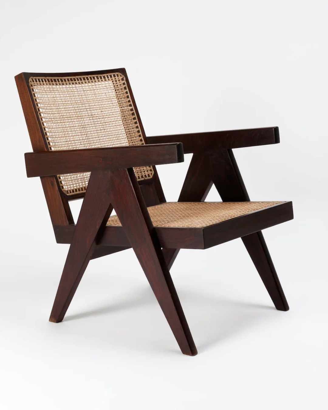 Easy Lounge Chair by Pierre Jeanneret 