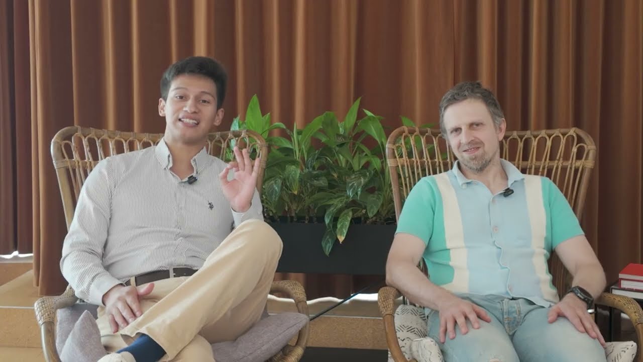 Josemaria Soriano and Mateusz Malinowski discussing vision language models