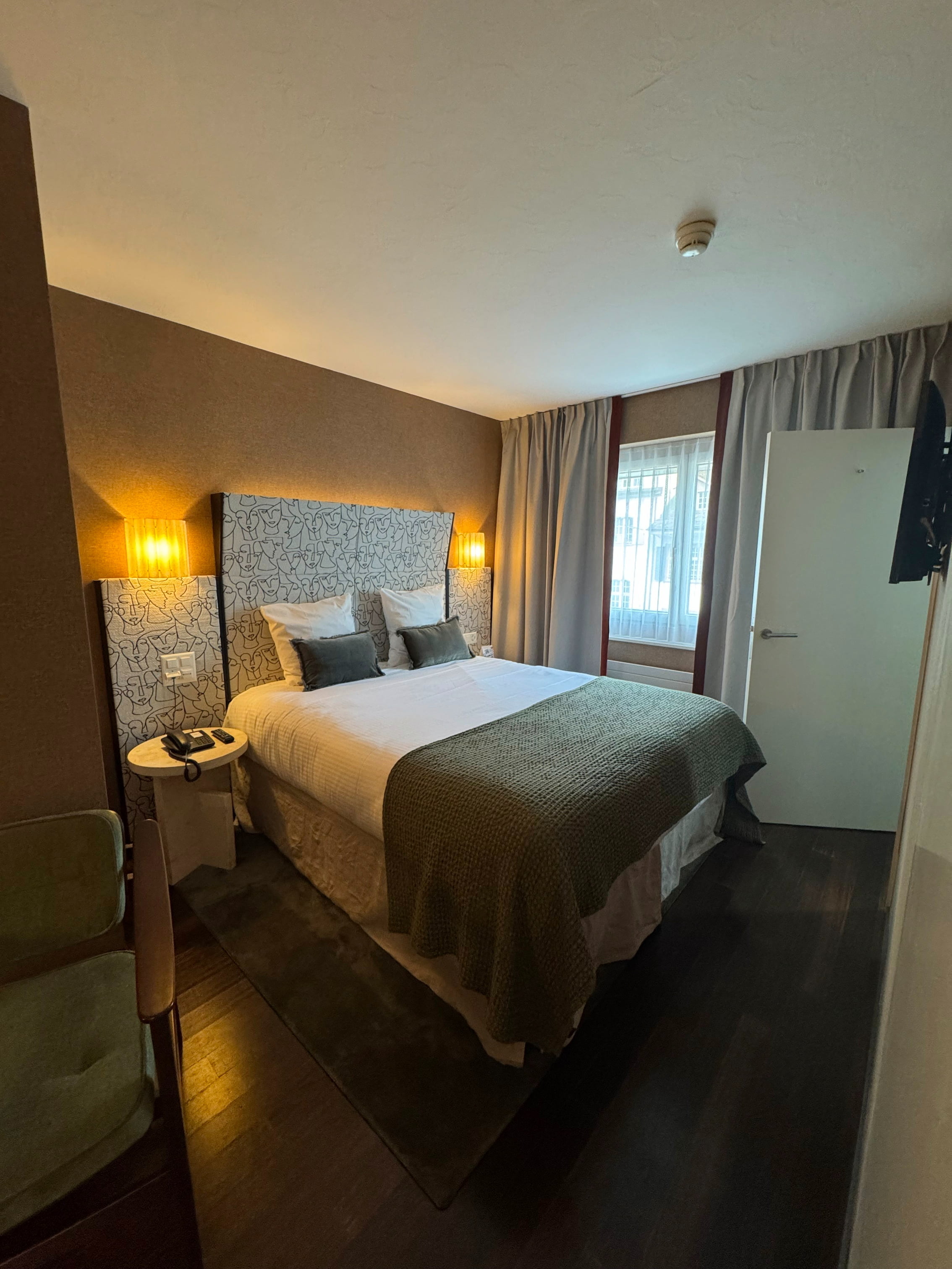 rénovation peinture intérieure d'une chambre genève, h.ramadani