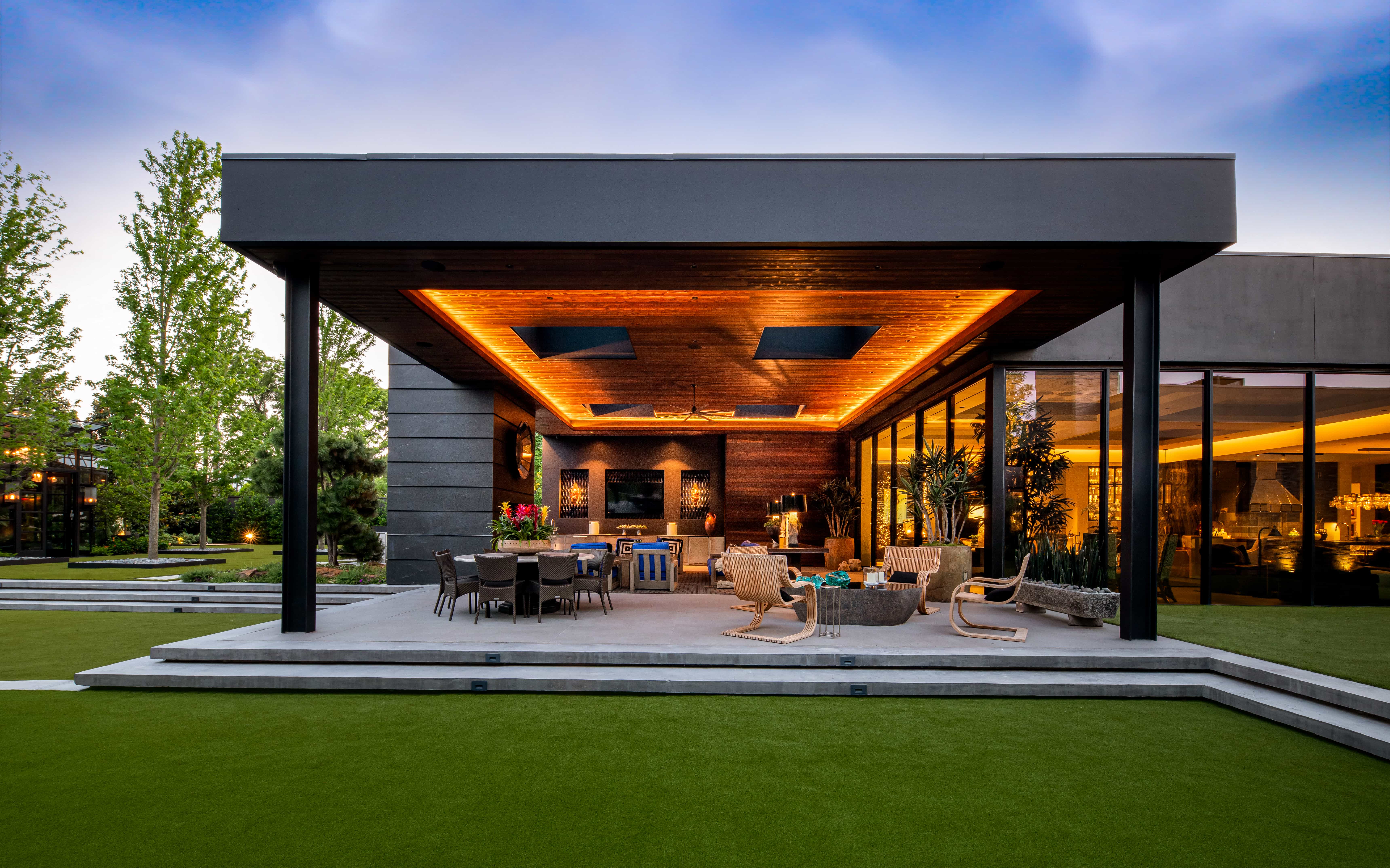 Preston Hollow estate planting under mature pecan canopy — Blount Designs