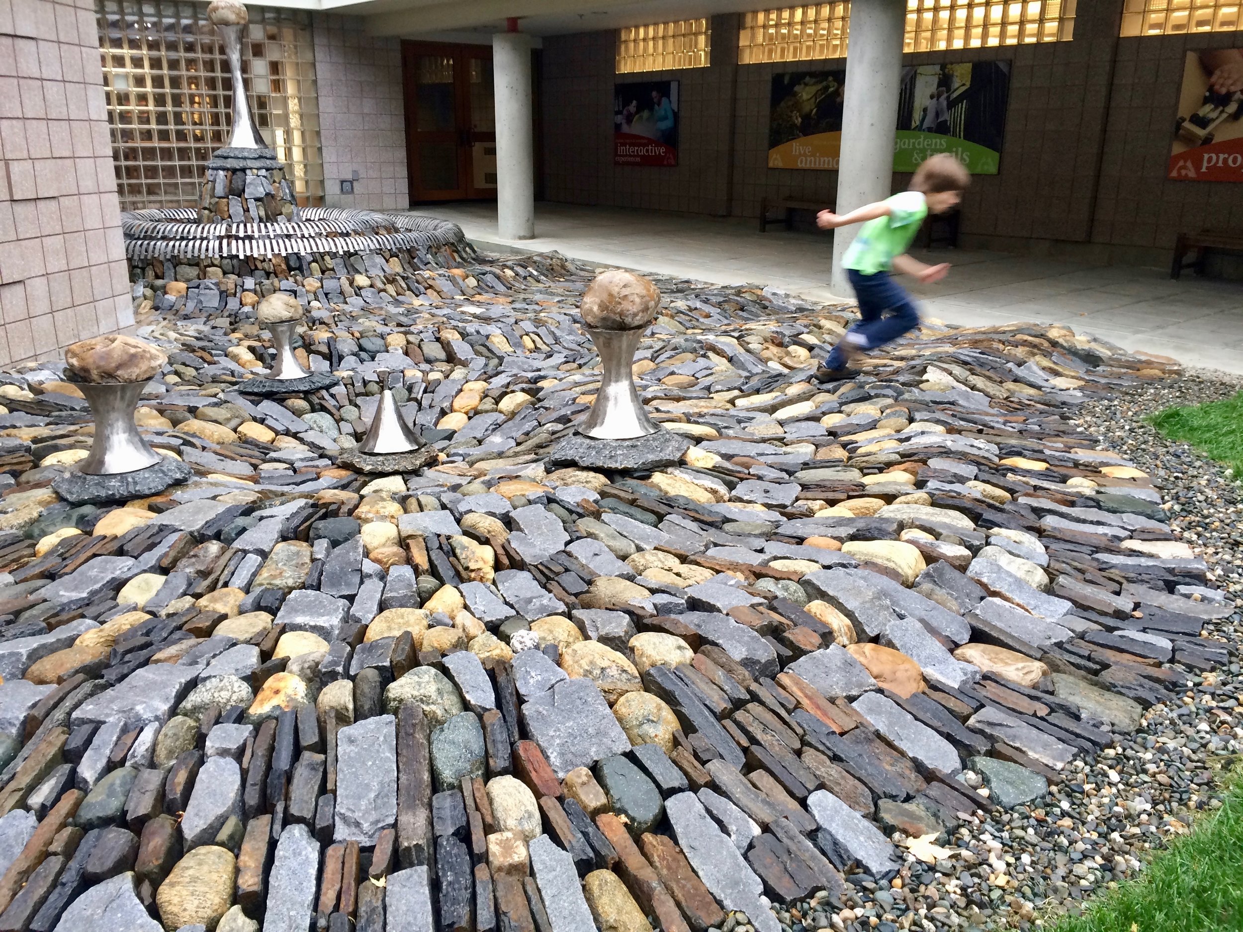 Trockenmauerkunstwerk Dan Snow