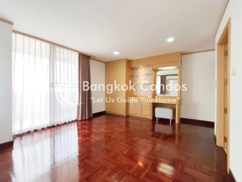Asa Garden 4 Bedroom Pet-Friendly Condo Phrom Phong 4