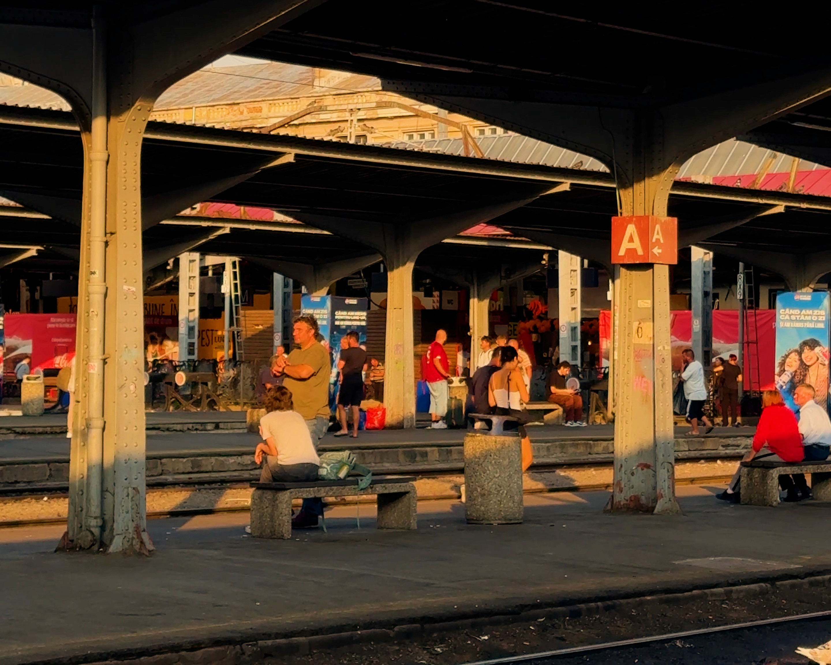 The platform before boarding
