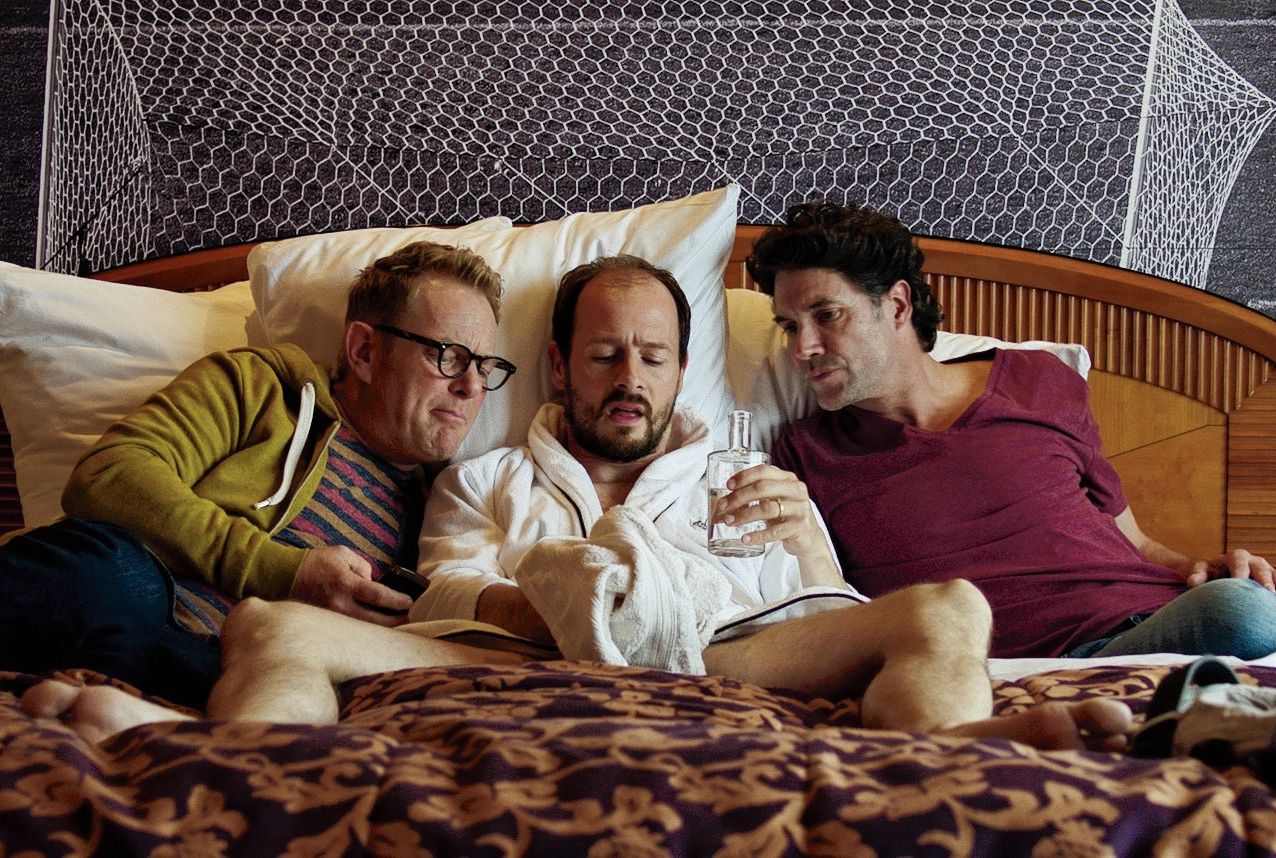 Daniël Gellvoet in speelfilm KAIN. Een grenzeloze autist wil zijn rijbewijs halen om te bewijzen dat hij normaal kan functioneren in de wereld om hem heen. Als hij in de lesauto de liefde van zijn leven ontmoet rijst de vraag: wat is eigenlijk normaal? Met o.a. Daniël Gellvoet als Kain, Barbara Sloesen, Malou Gorter, André Dongelmans en Peter Blok.