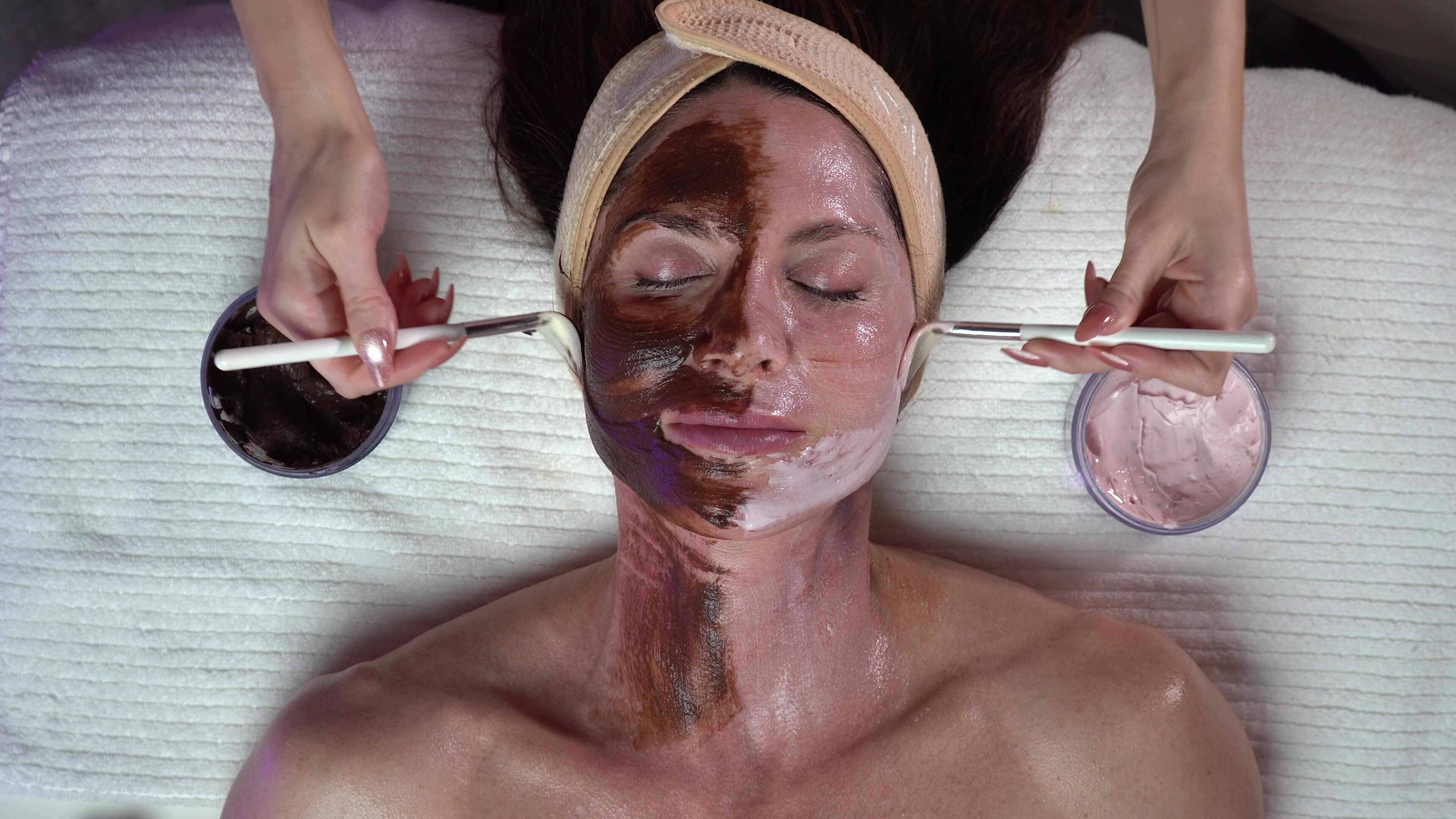 Dermaplaning Hero image section