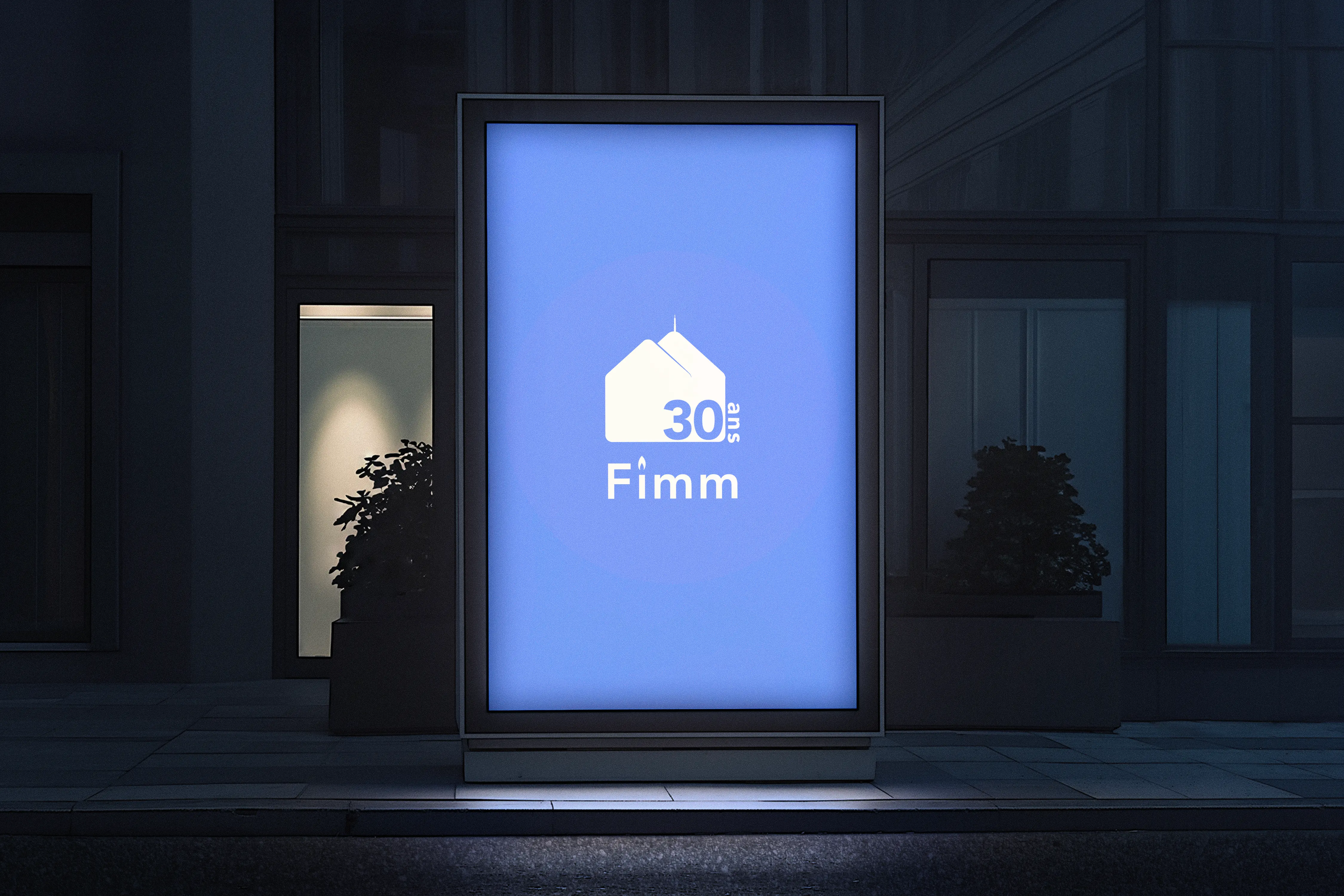 Logo sur enseigne de l'agence immobilière Fimm