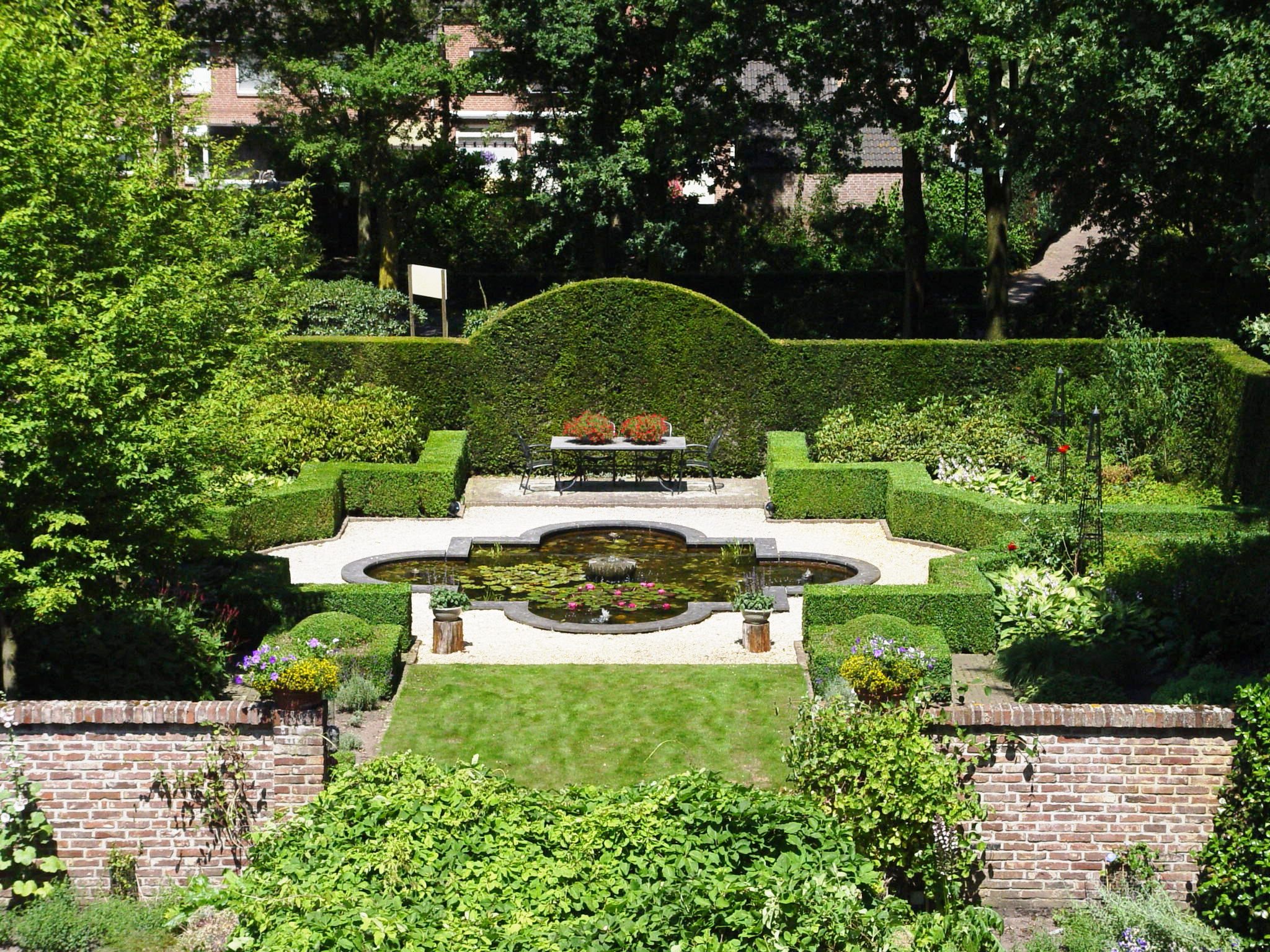 Modern landscaped garden showcasing professional outdoor design.