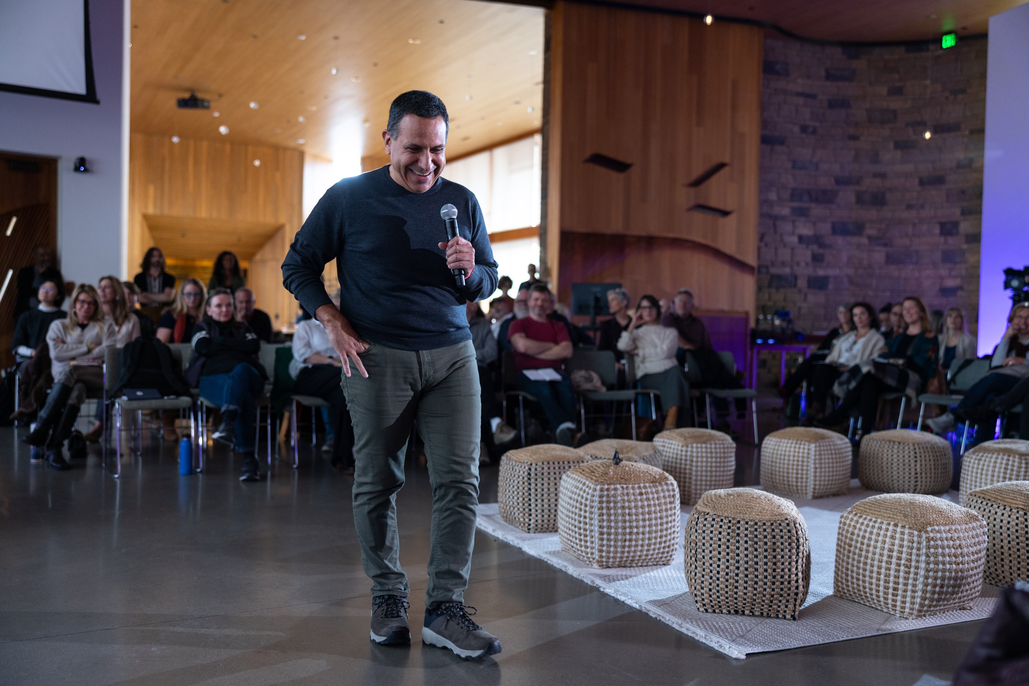 Alan Eyzaguirre delivering a talk at the Artificiality Summit