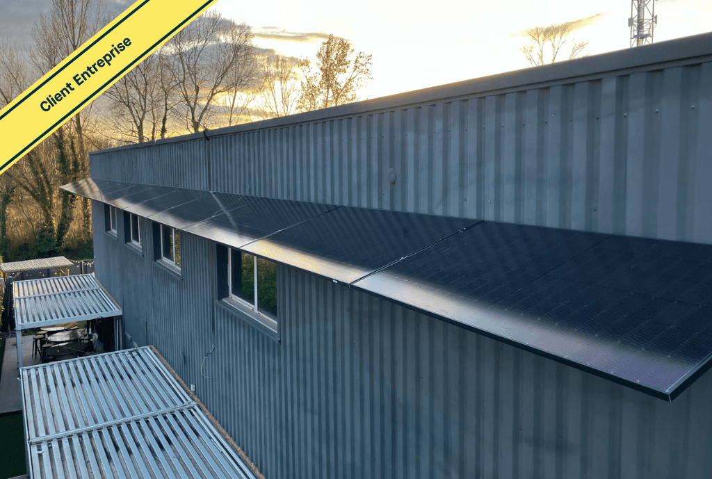 Photo d’une entreprise à Voreppe équipée de panneaux photovoltaïques dont l'installation a été faite par Solarock.