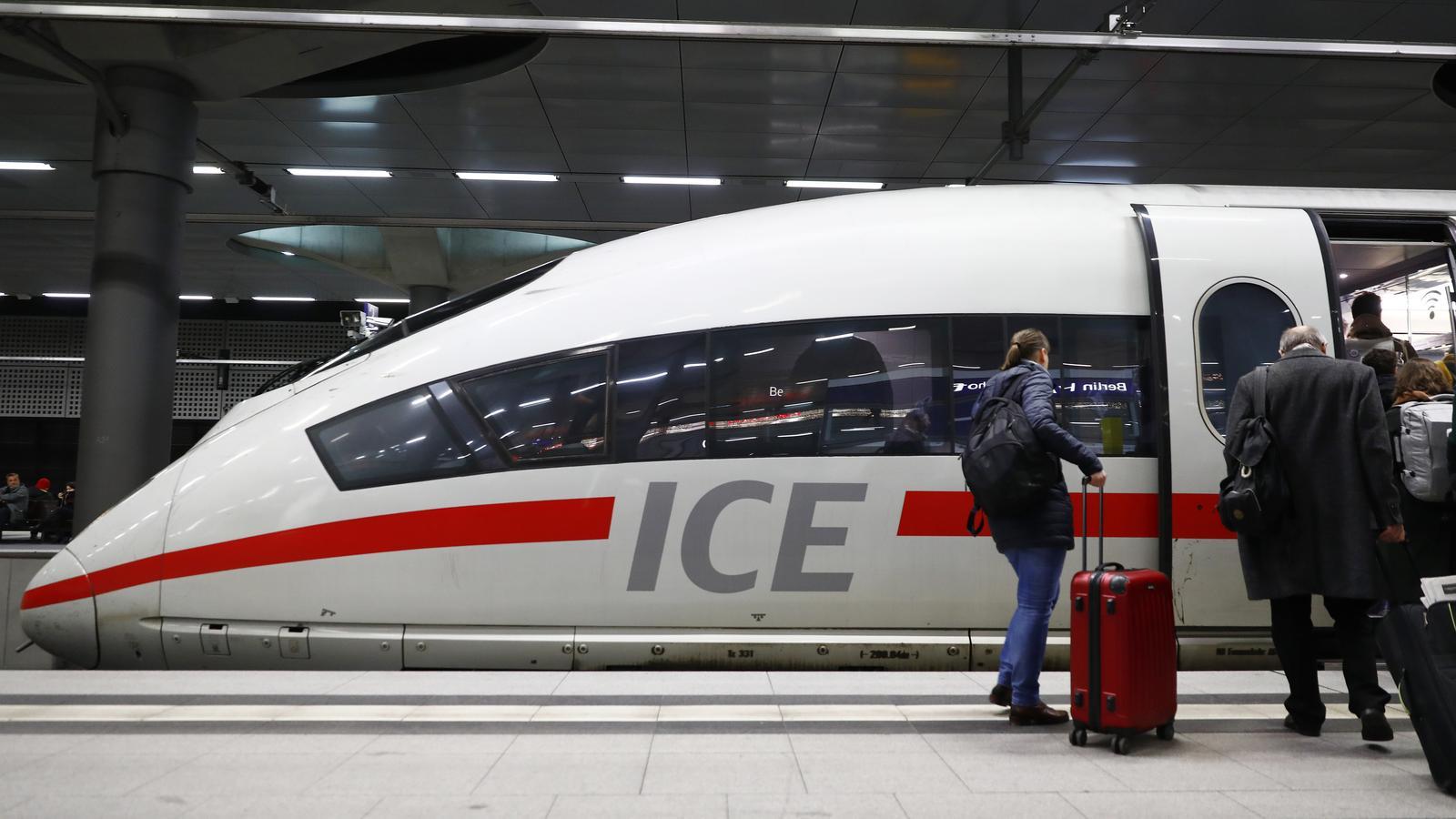 Europa, a un cop de tren? - 30 Minuts TV3 3CAT CLACK - Ave (ICE)
