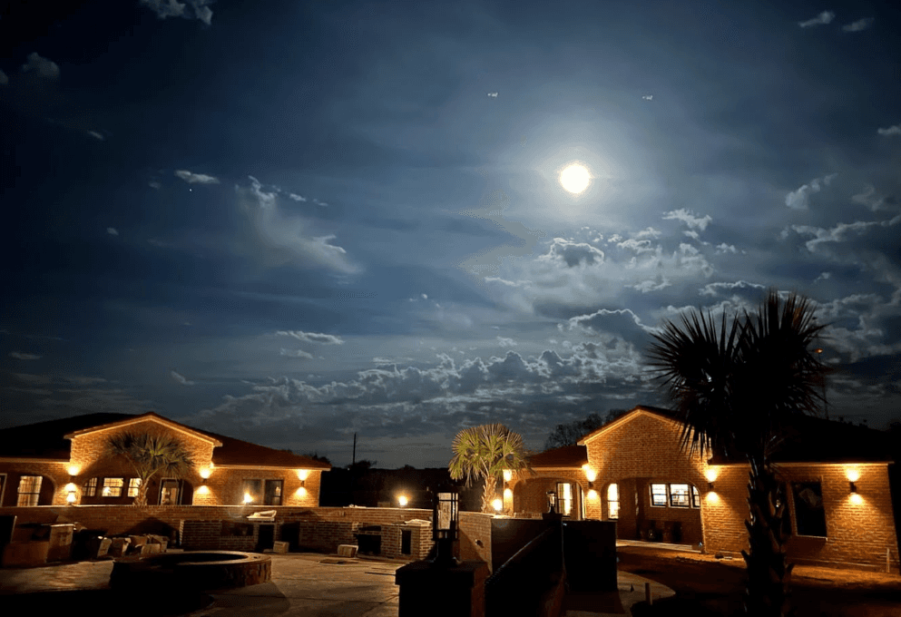 La Palmilla Resort at Night