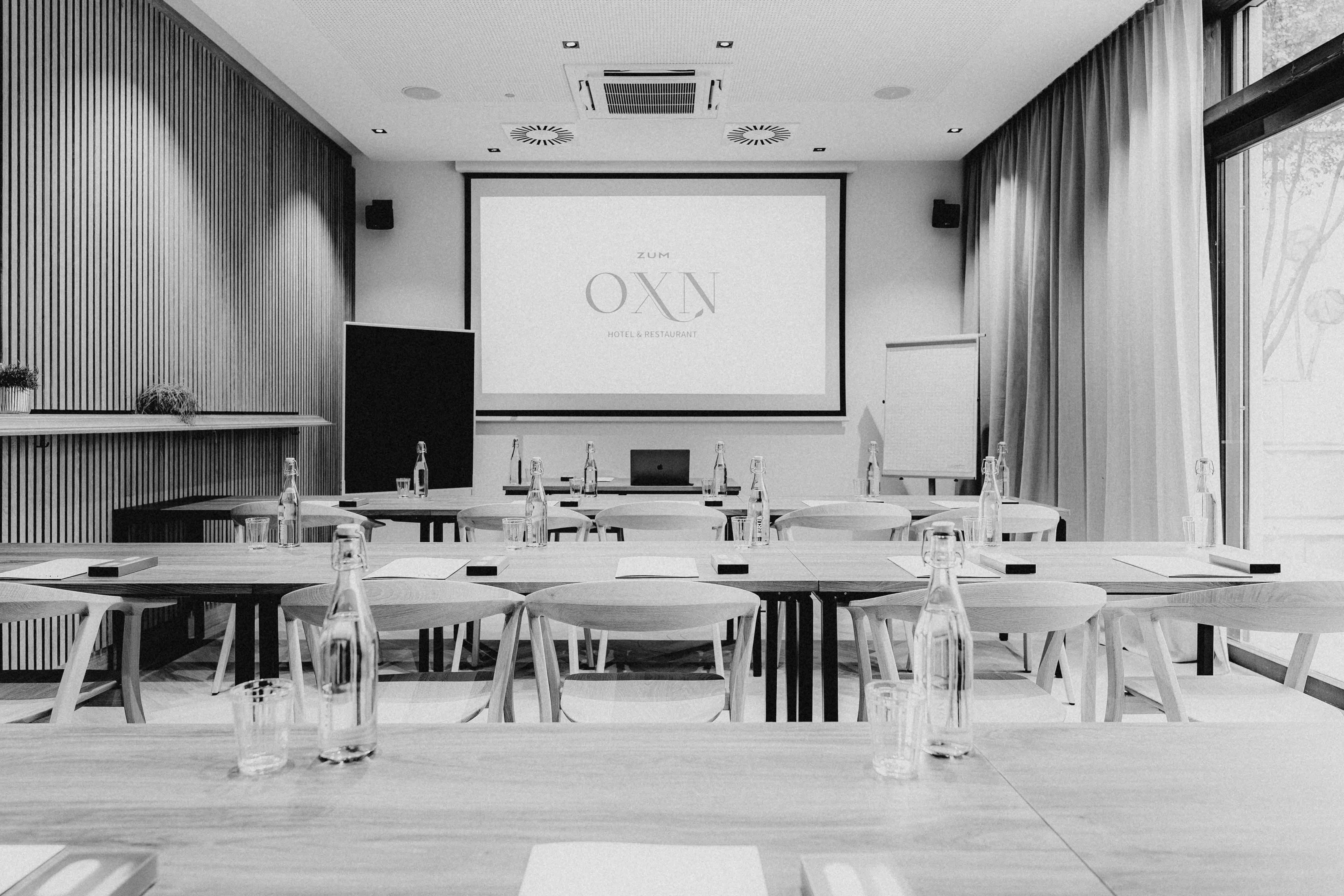 Modern seminar room in the Hotel zumOXN for meetings and events with style