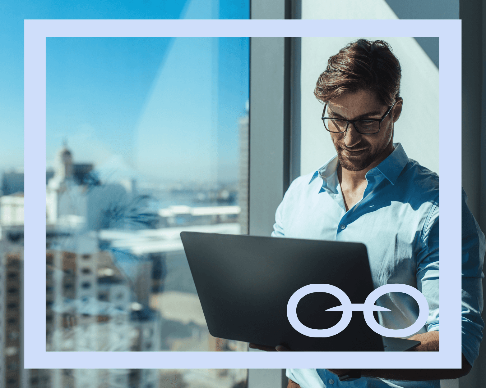 A man looking at his computer, trying to fill out an investor questionnaire.