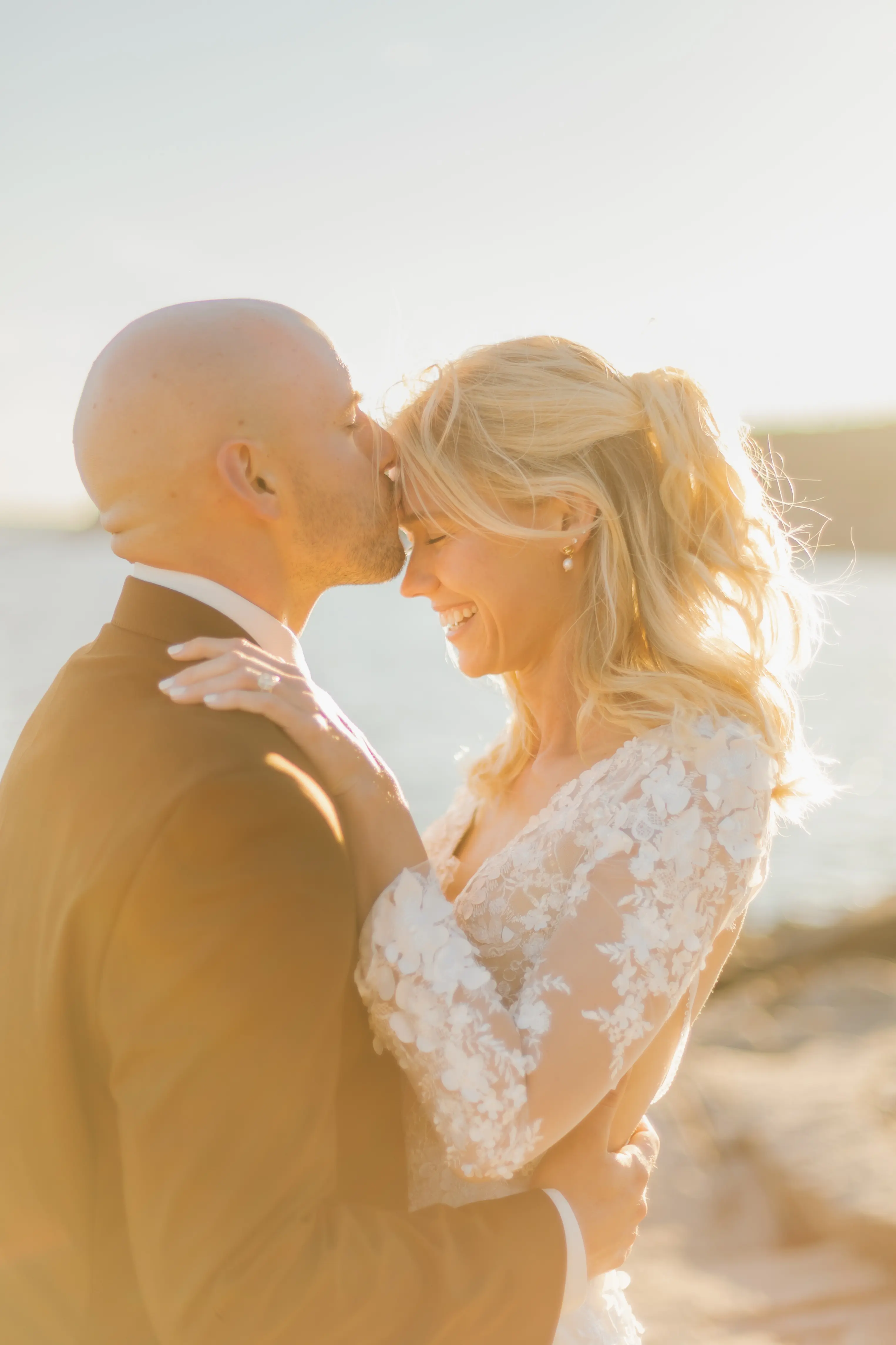 Batch.Works logo over a photo of a box of 3D printed objects