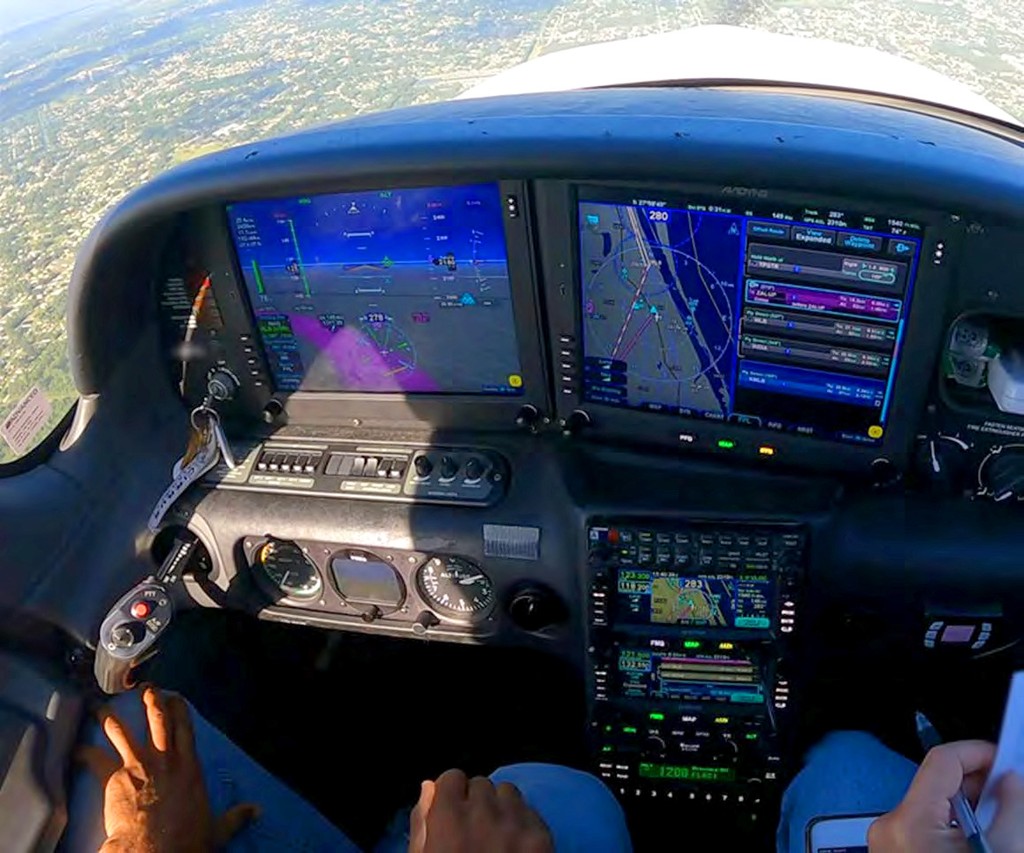 avidyne vantage 12