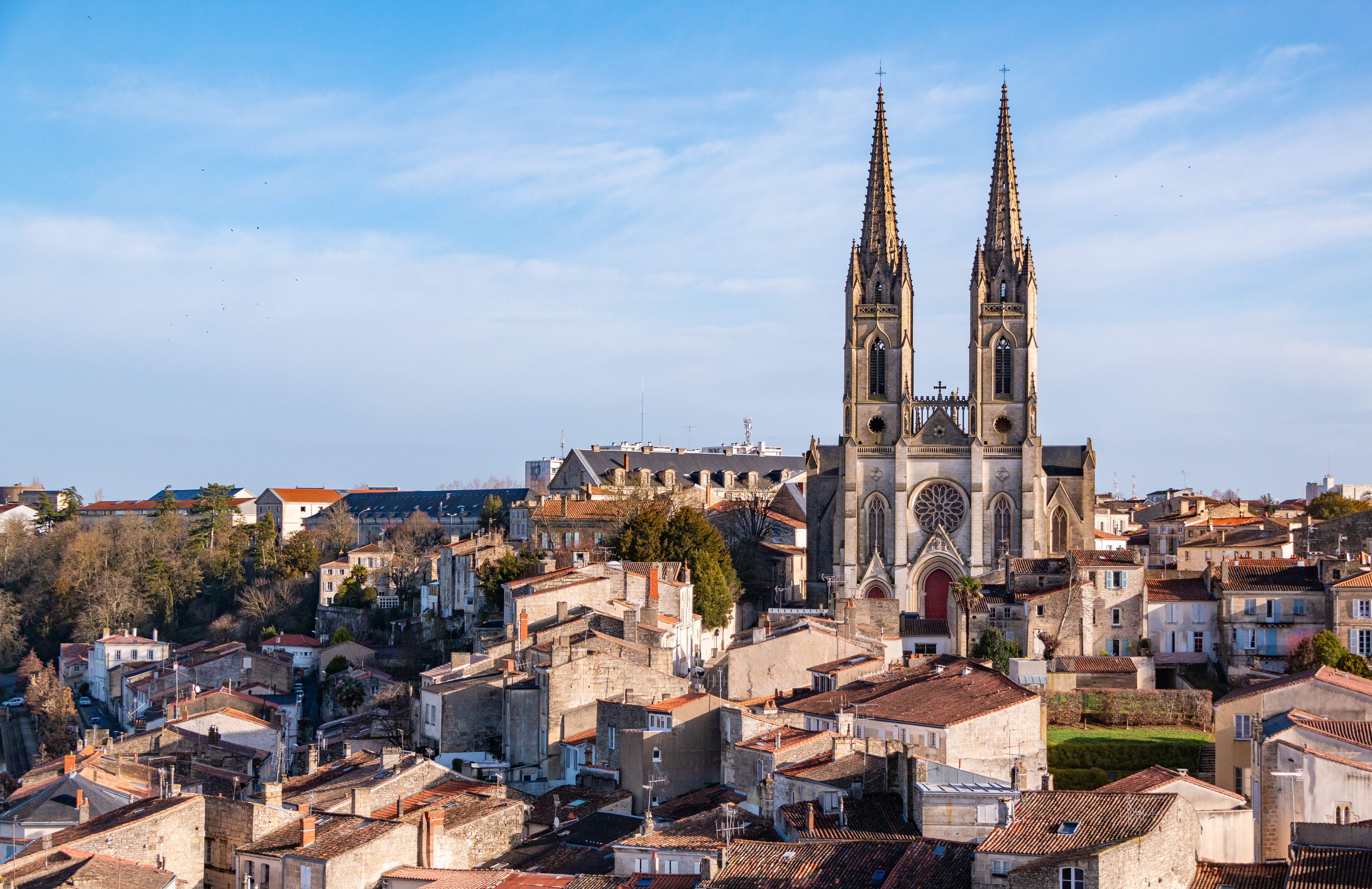 ESN Niort : photographie de l'église Saint-André de Niort 