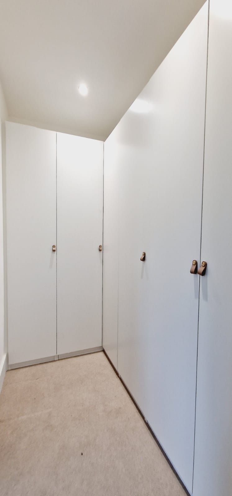 white wardrobe