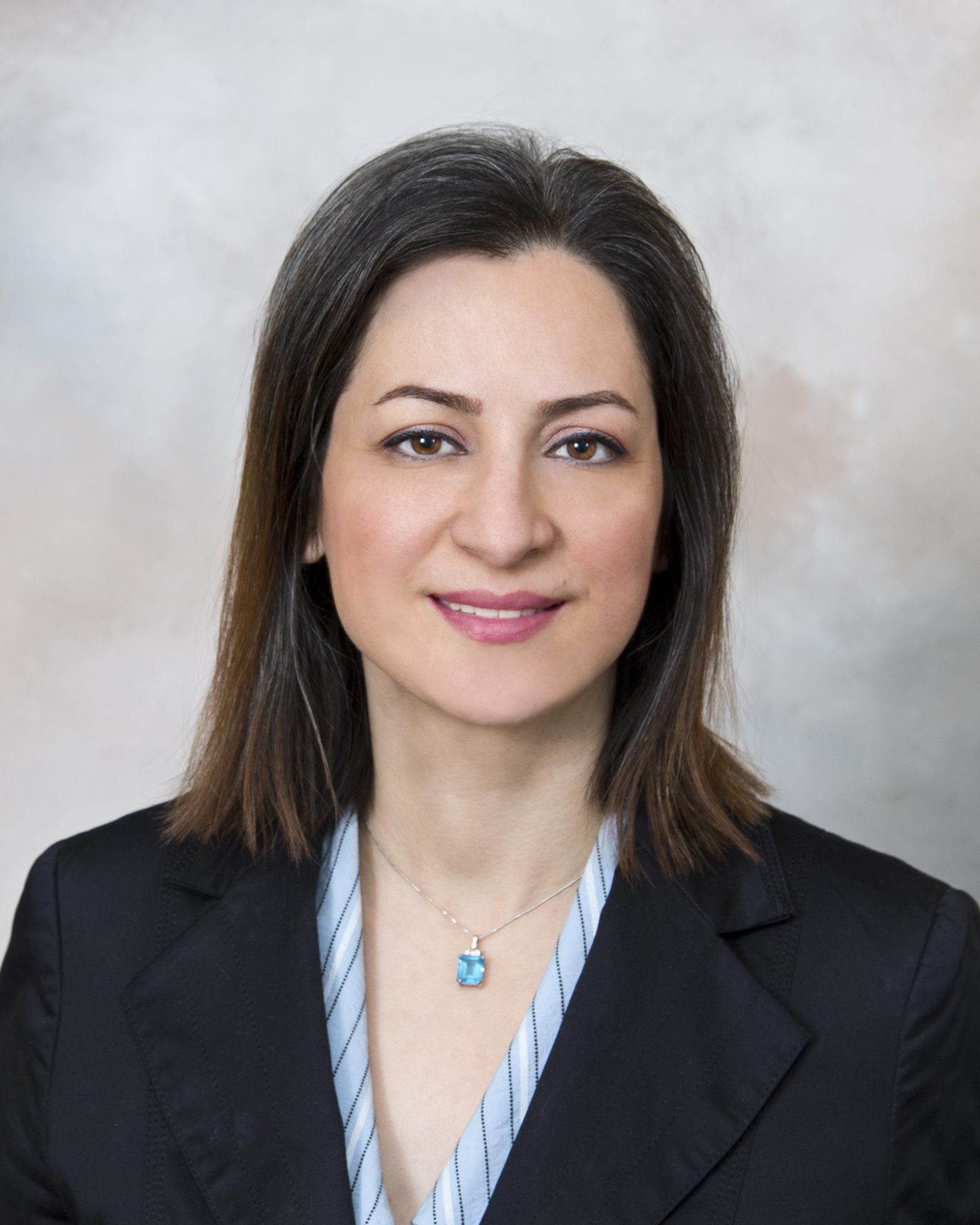 Mina Ahmadian headshot
