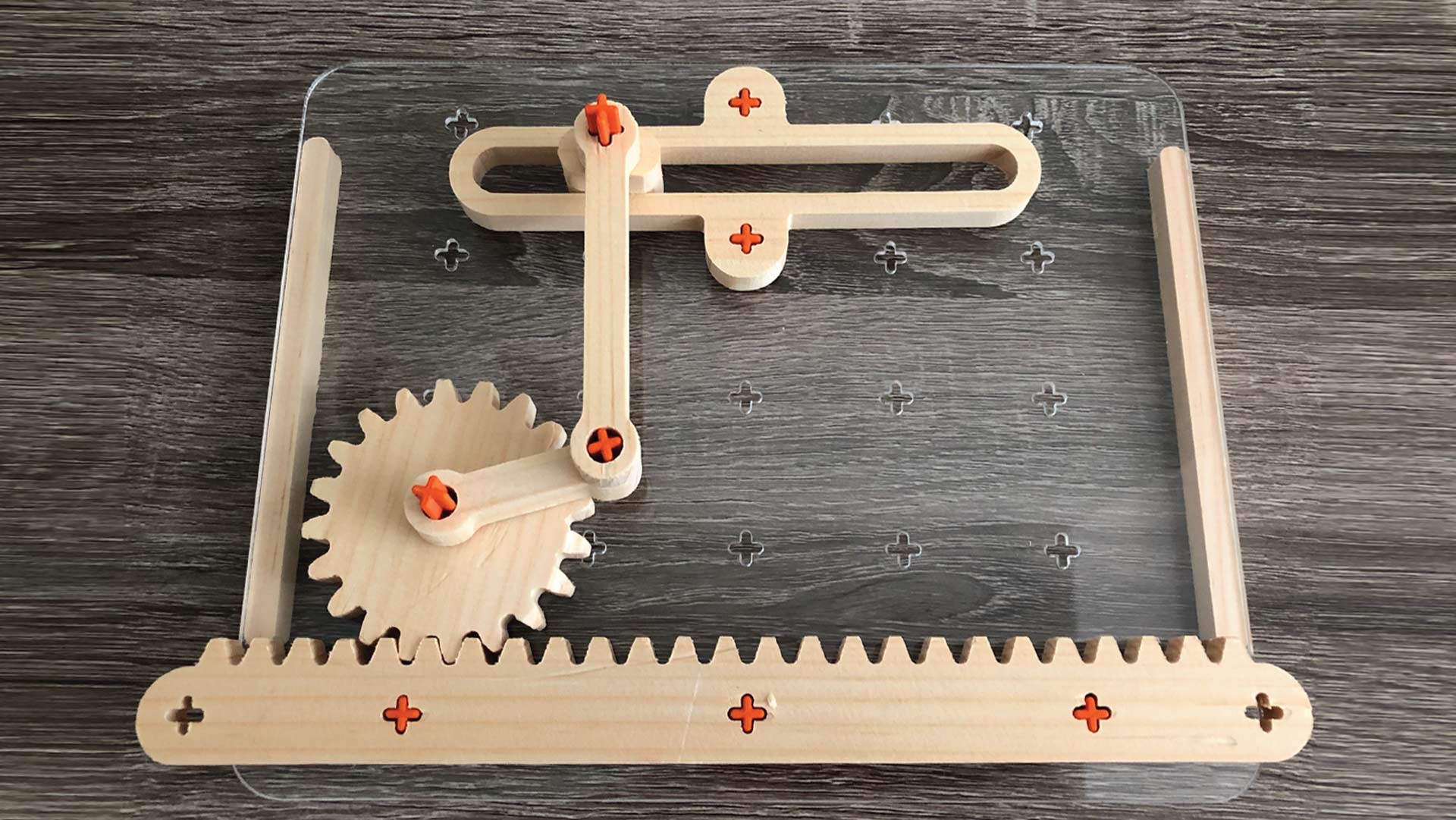 Pivot a toy for children