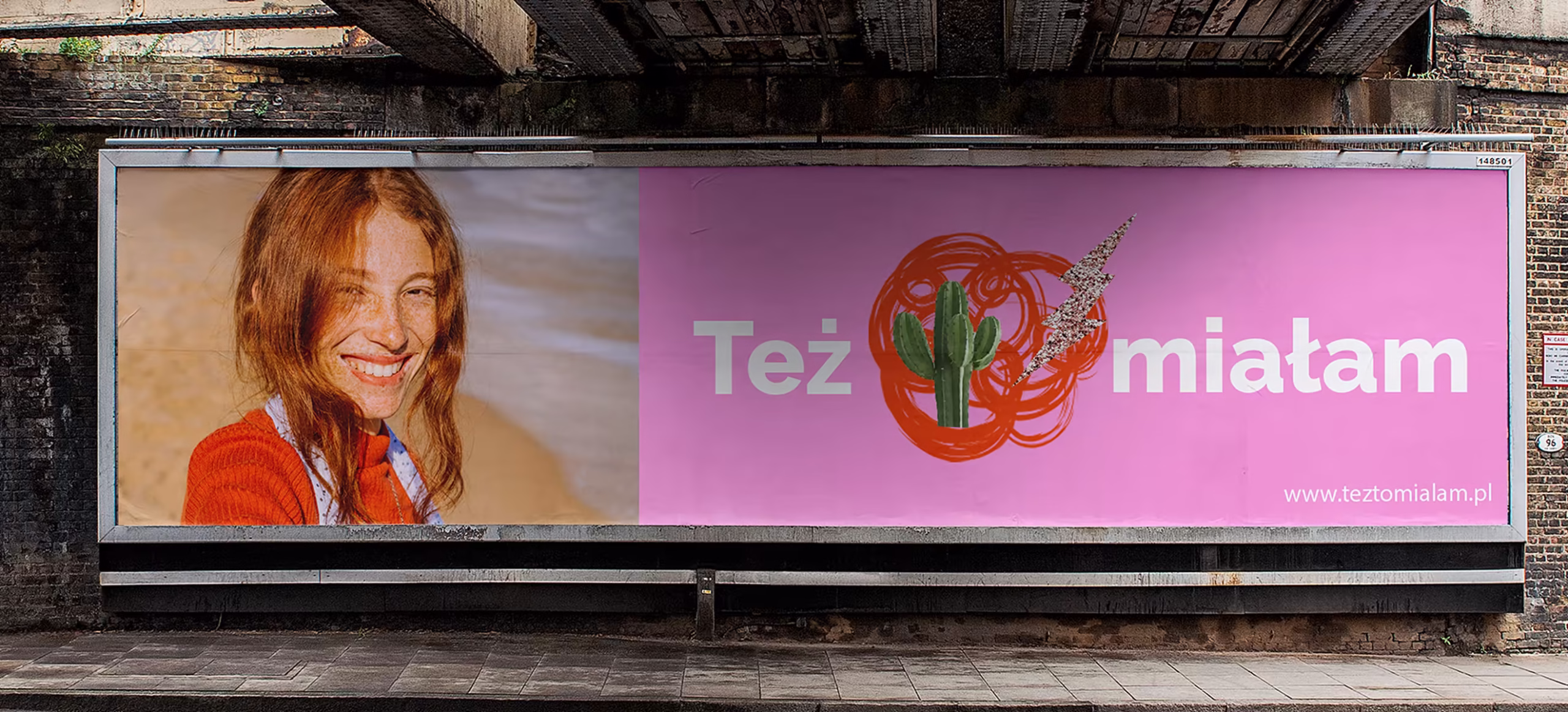 Rozłożony magazyn z reklamą osiedla mieszkaniowego TDJ Estate