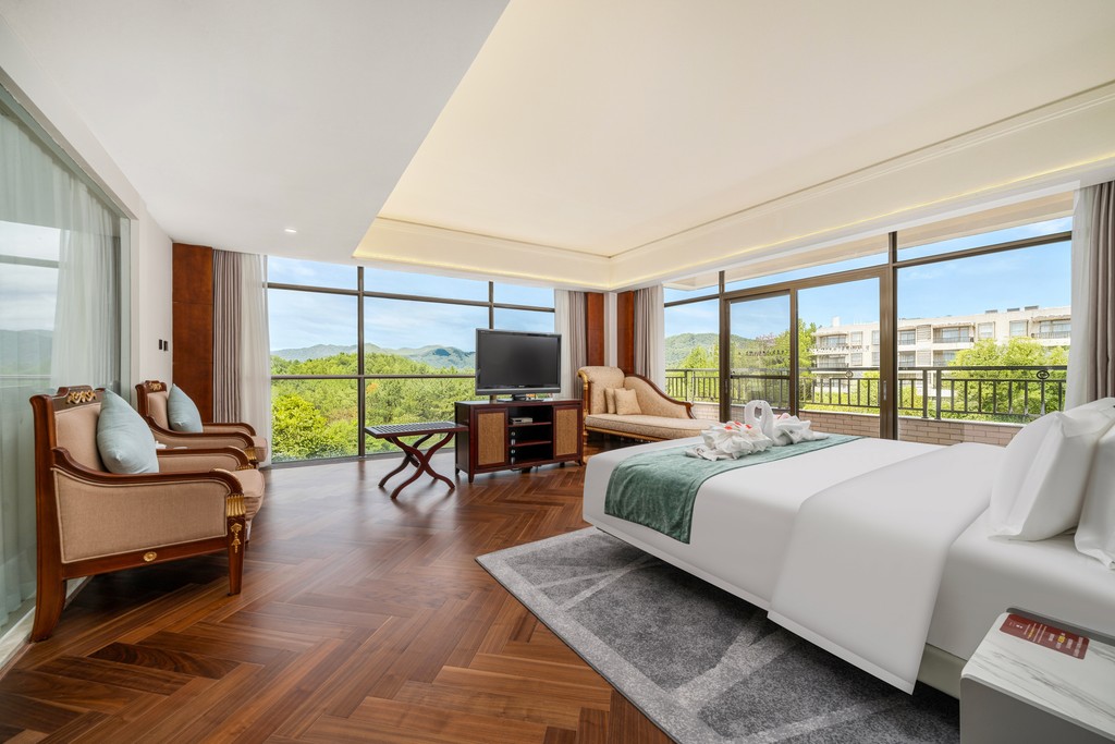 bed with view