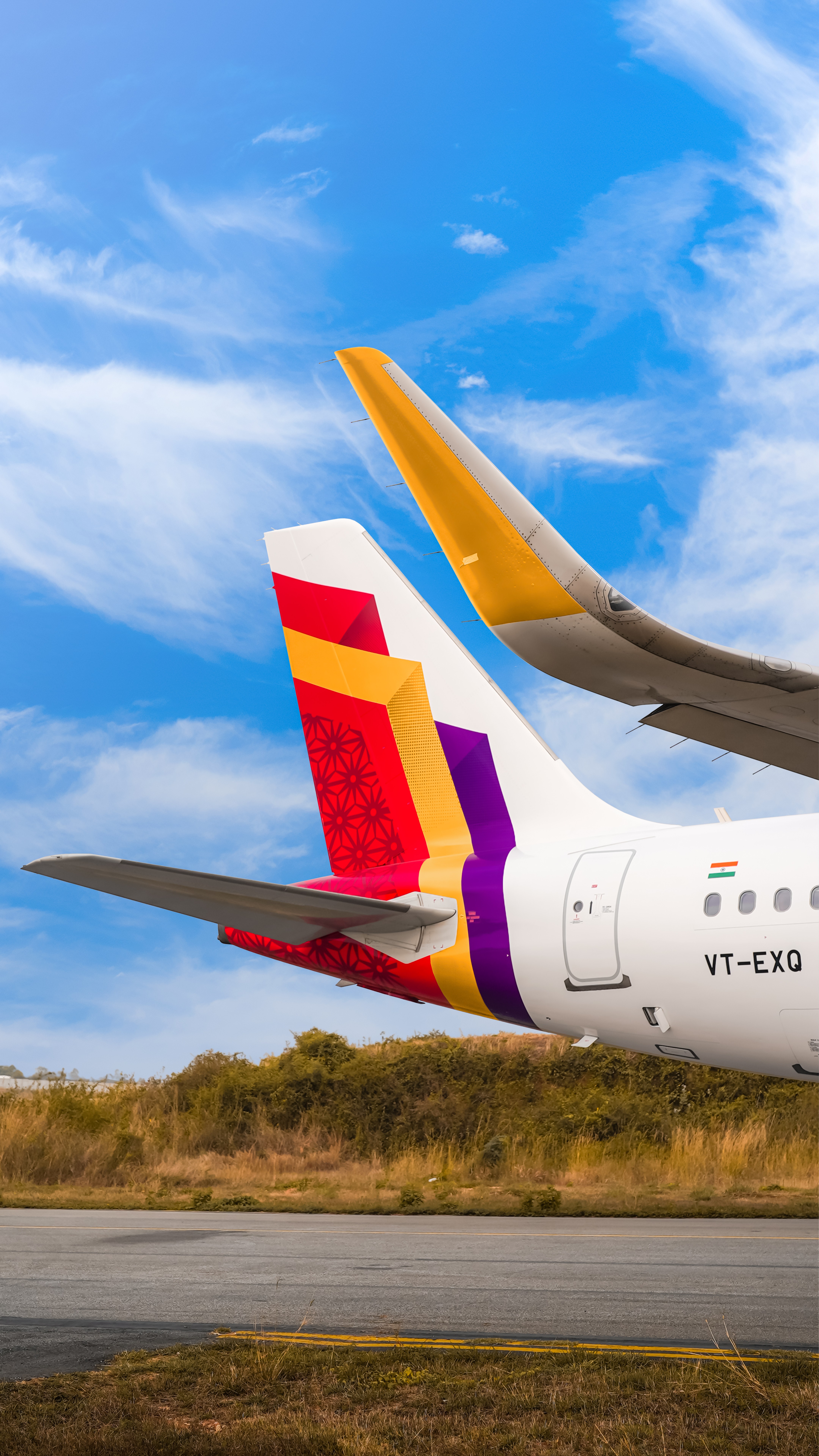 man wearing brown knit crew-neck sweater