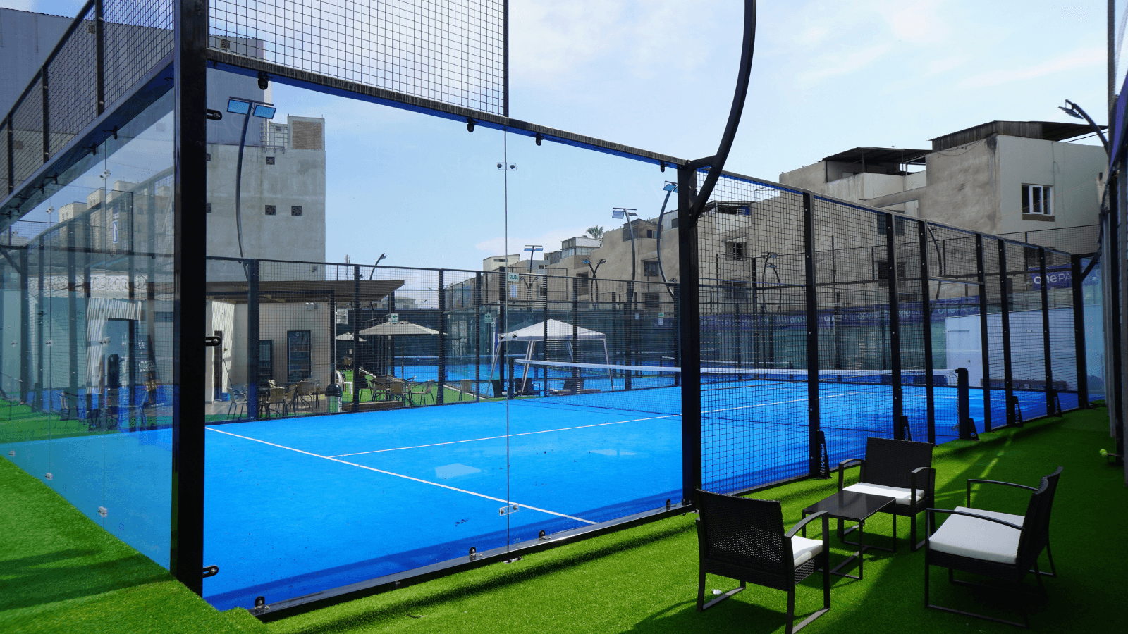 new club in padel or tennis