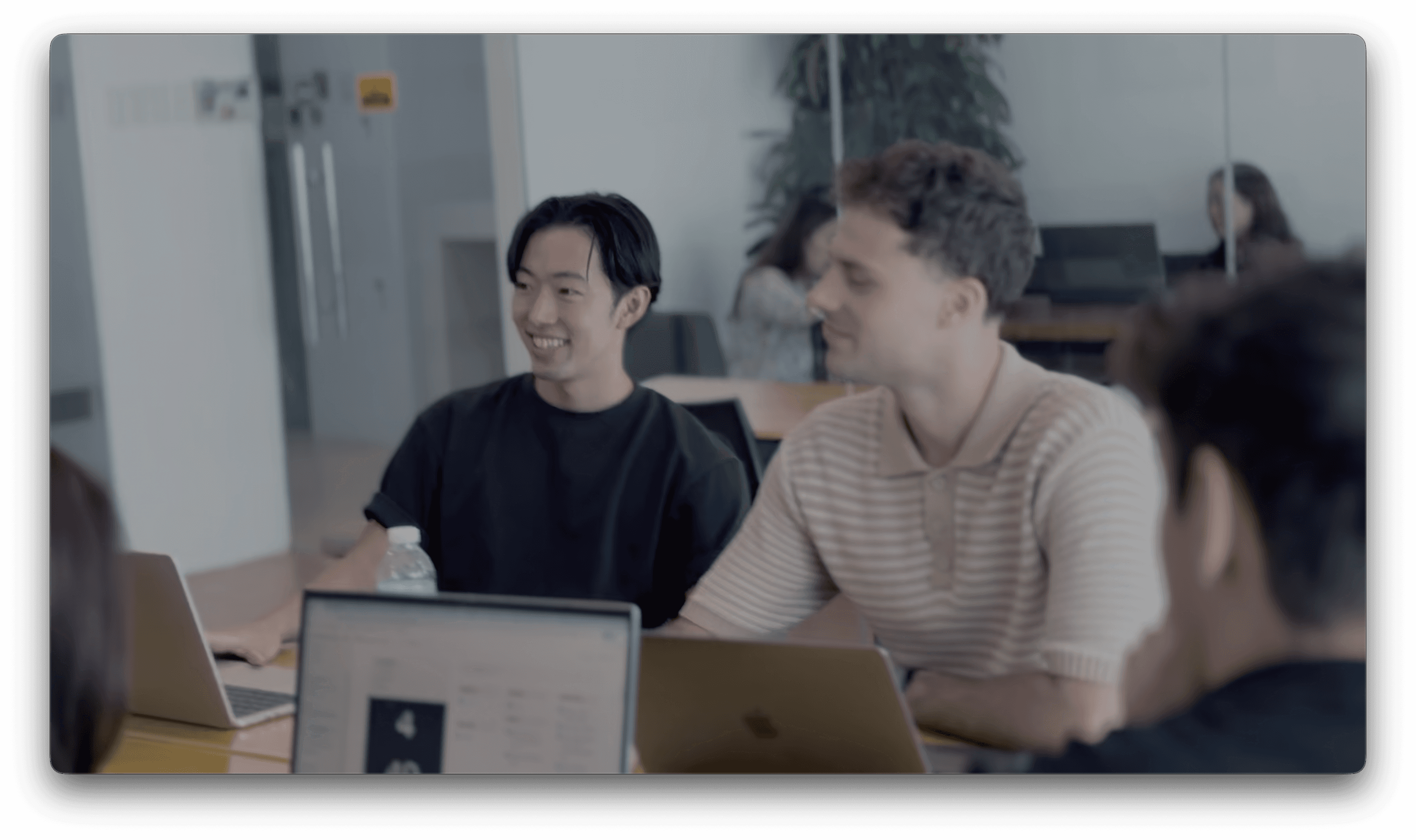 Stratwell About image