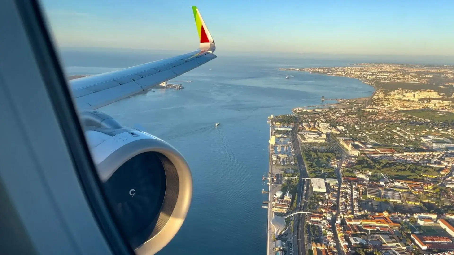 Lisbon to Delhi Flight