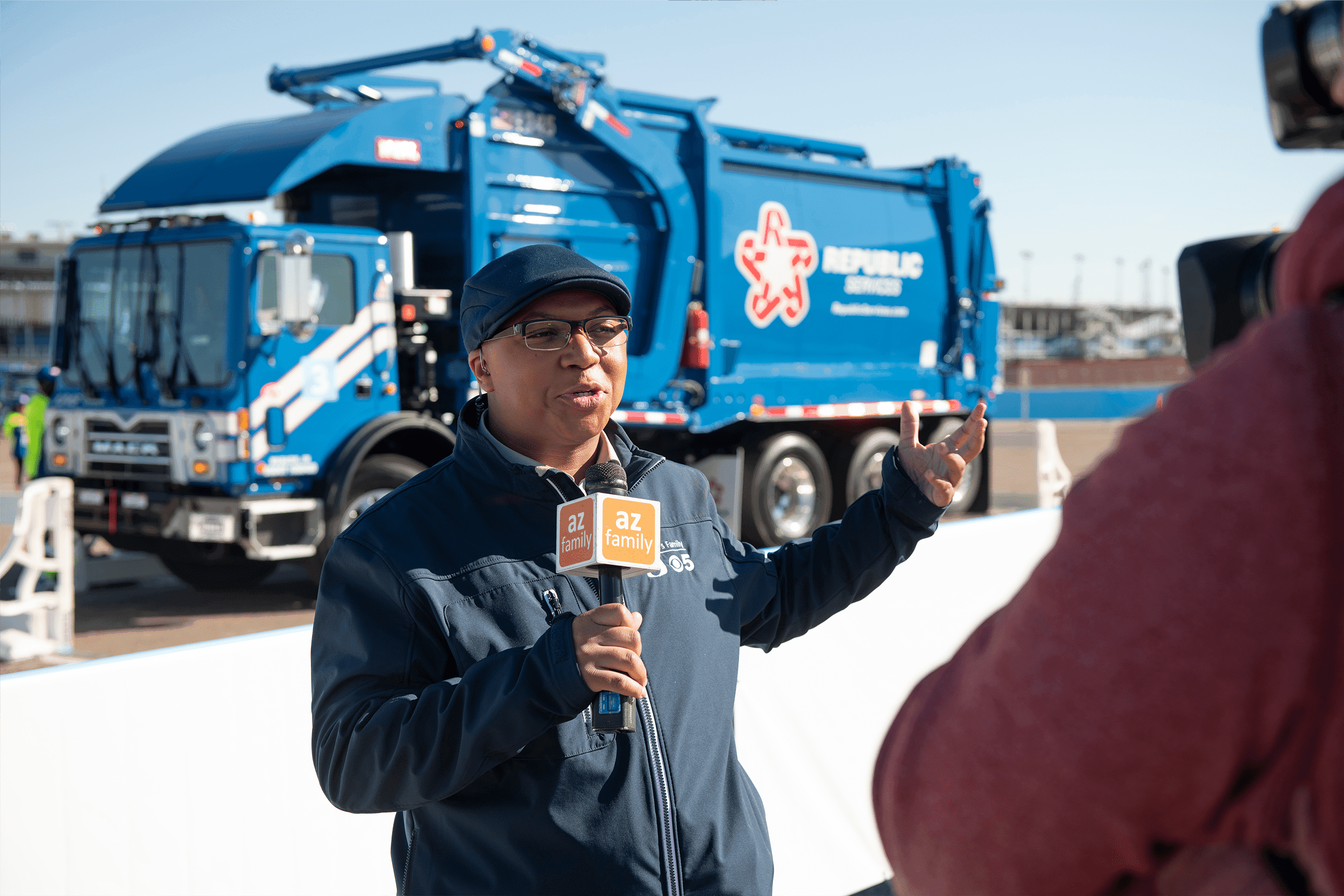 Republic Services scene reportter