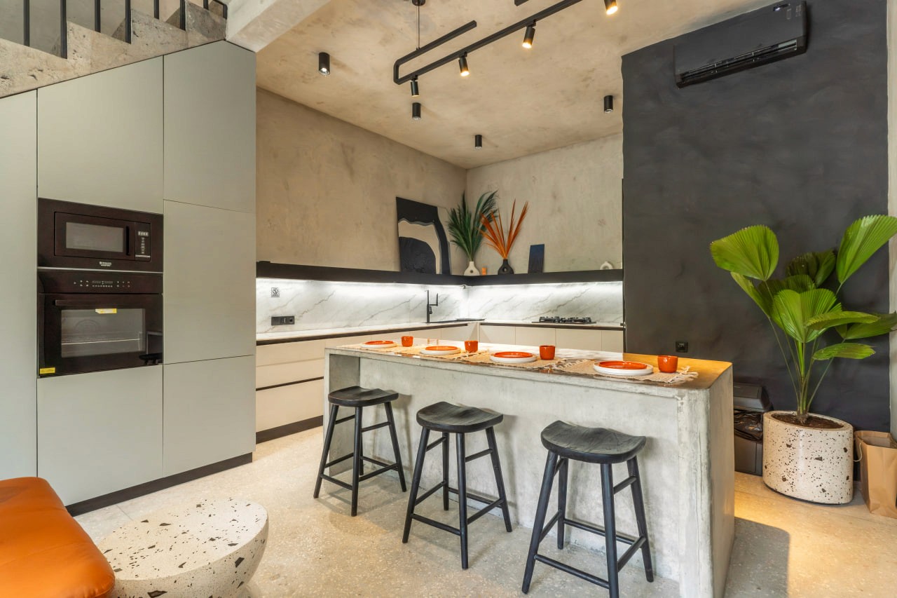 Modern stylish 4-bedroom villa in Babakan, Canggu