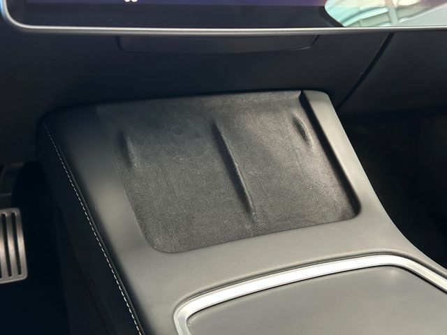 TESLA Model 3 2022 BLACK Gebrauchtwagen - Galeriebild 16