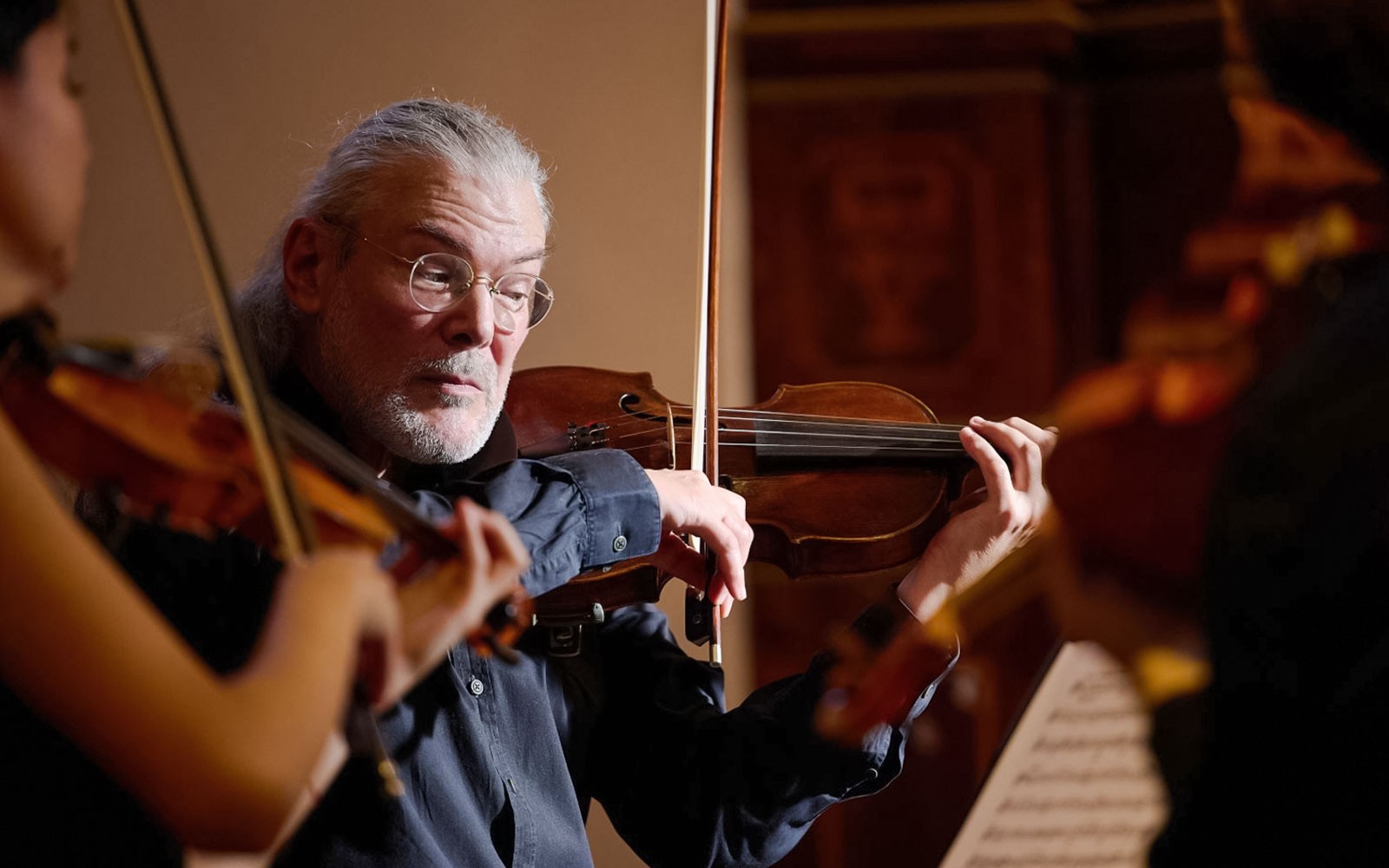 小提琴家将在维也纳的少数民族教堂古典音乐会演出。