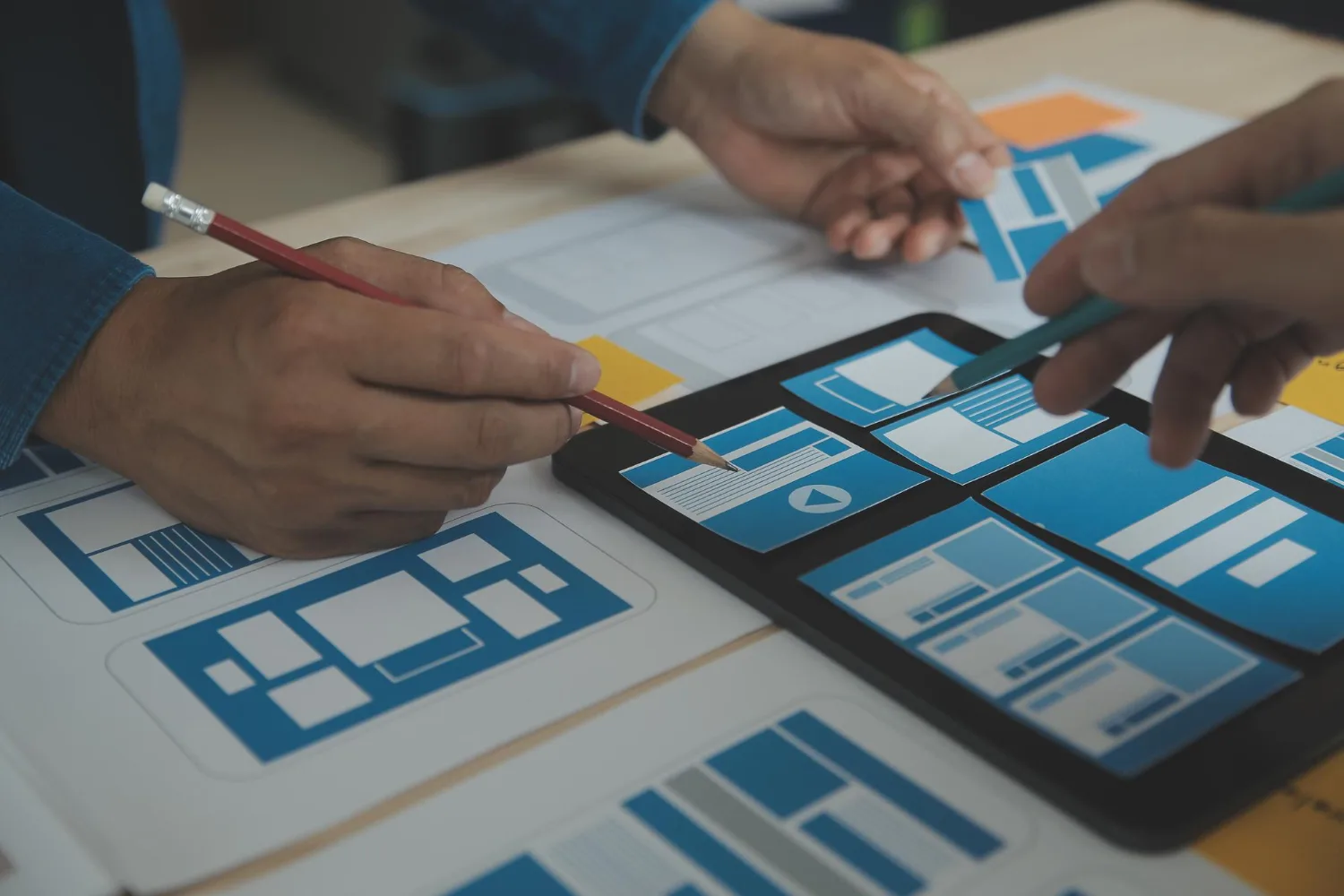 remote learning, digital learning, multi-monitor, instructional design, eLearning, Pinta, employee development