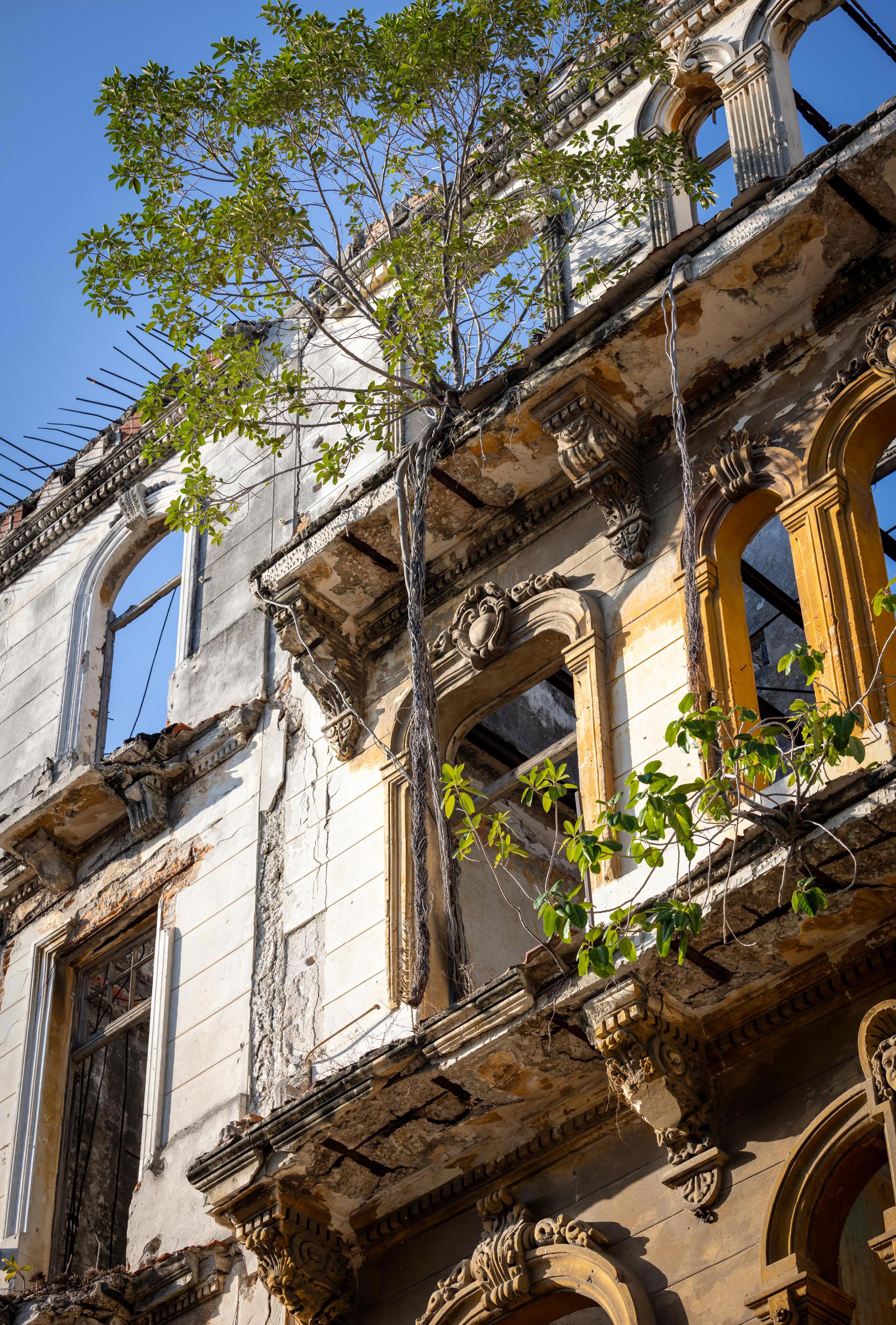 A state of arrested decay in the Centro District.