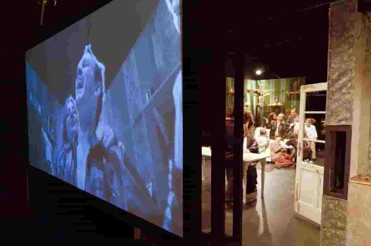 Fukuyama után honlap borító