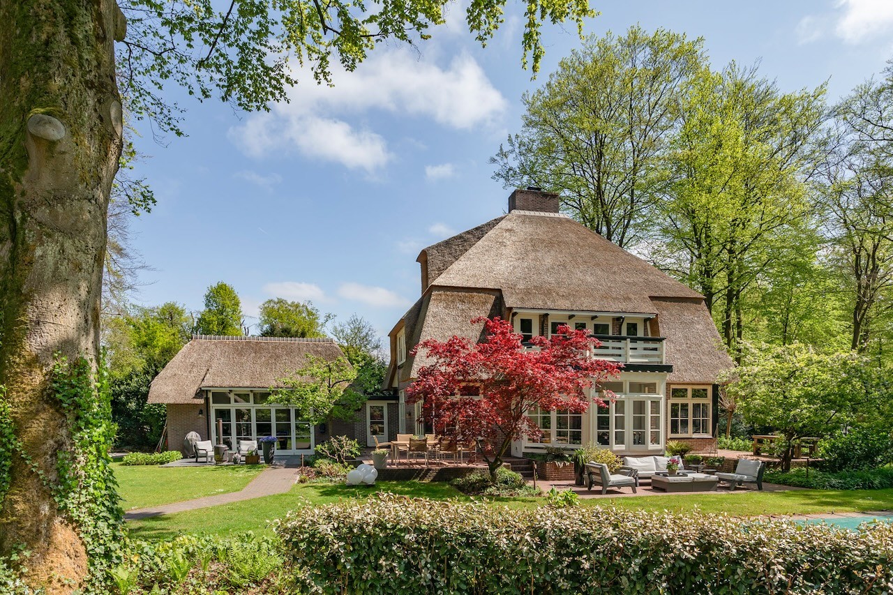 Overzichtsfoto van project Posts Naarden - Rietdekkersbedrijf van Dijk Putten