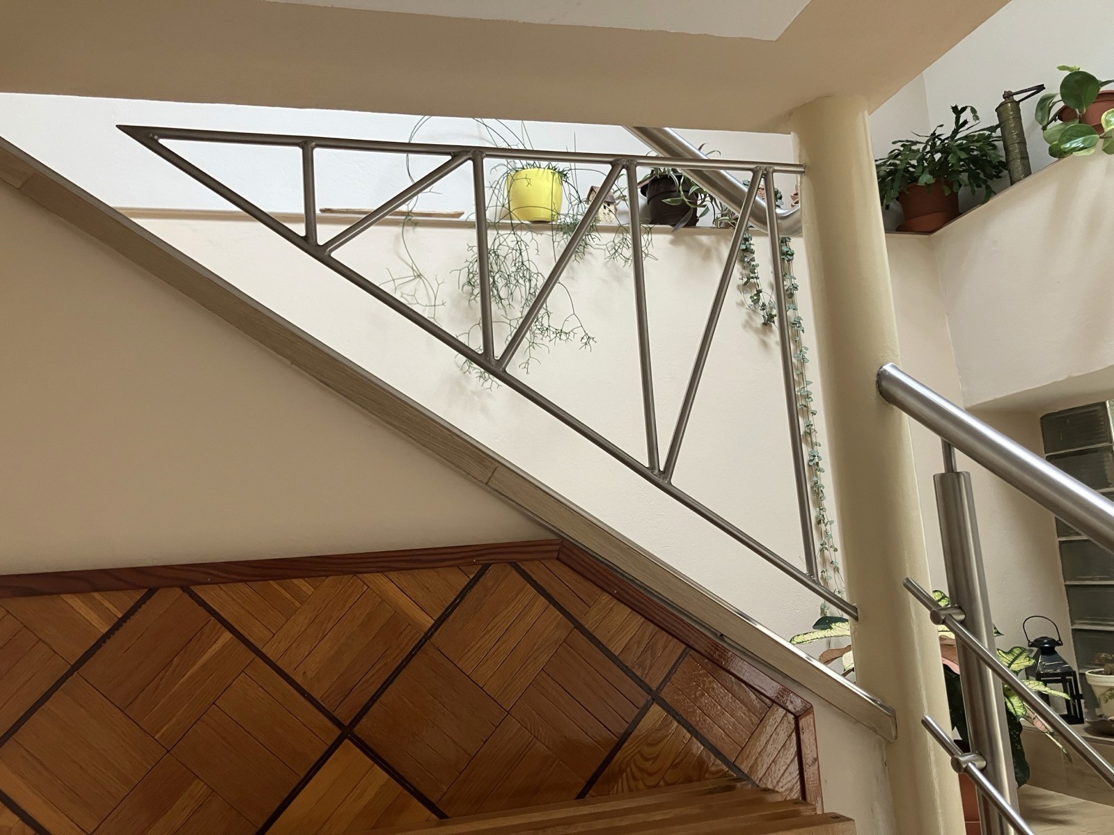 Nerezové zábradlí s vodorovnou výplní