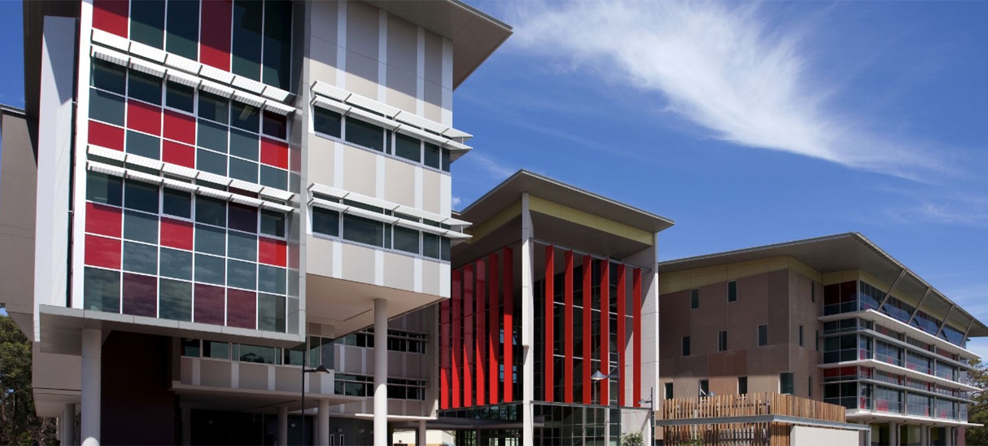 https://www.griffithcollege.edu.au/wp-content/uploads/griffith-college-gold-coast-campus-1440x650-1.jpg