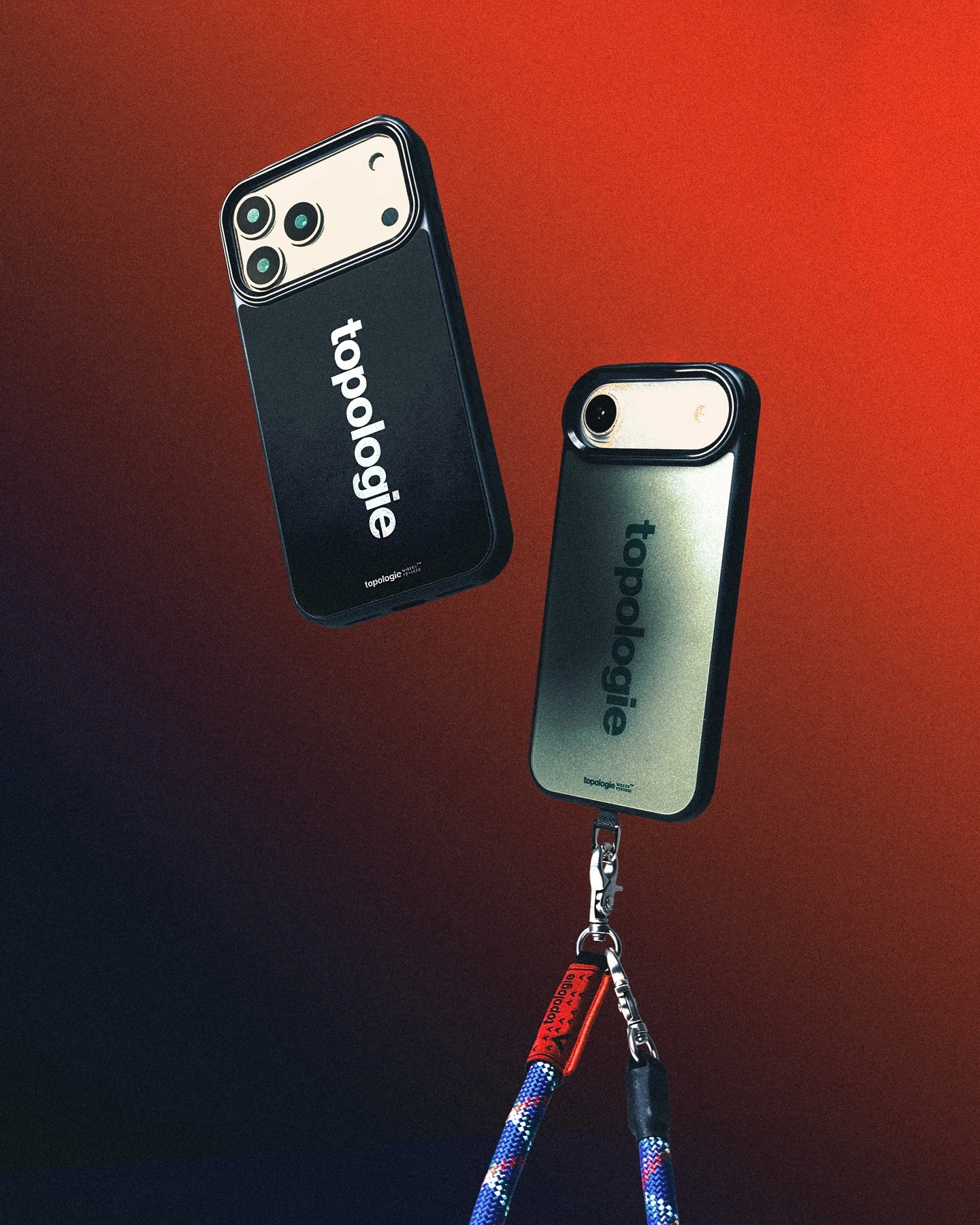 Deux coques d'iPhone de la marque Topologie