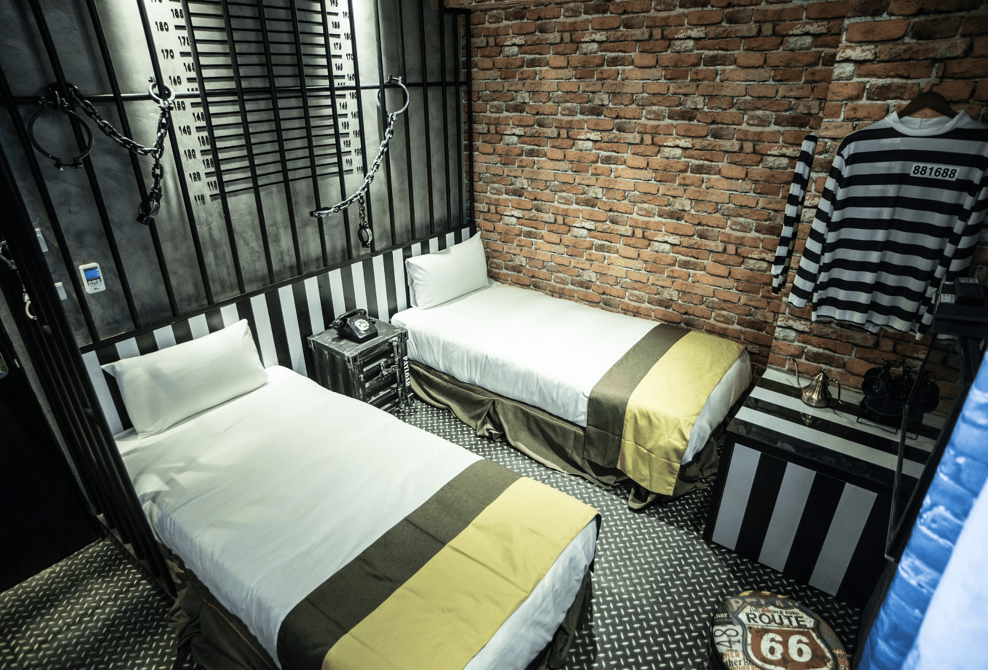 24-Hour Front Desk Service