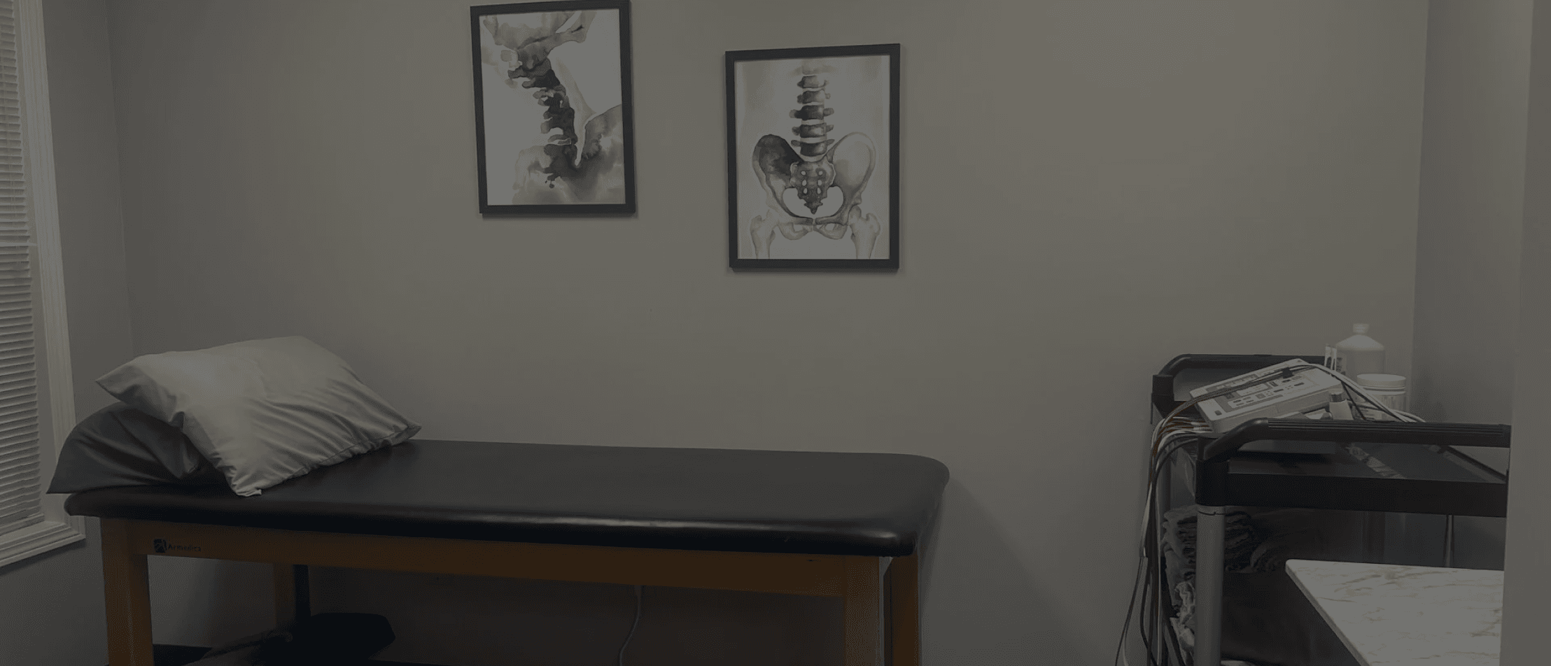 Modern treatment facility at Advantage Physical Therapy and Rehab designed for private consultations and orthopedic care.