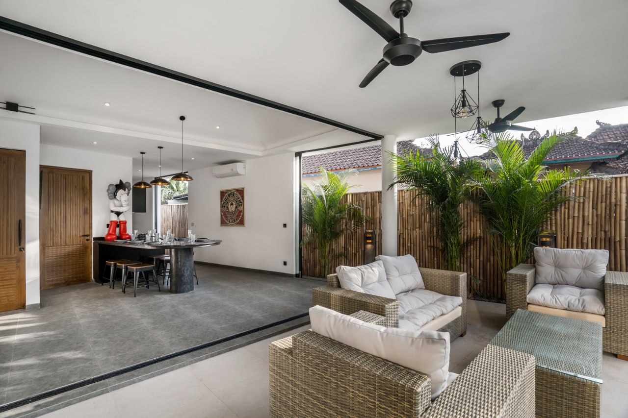 Stylish 3-bedroom villa in Canggu