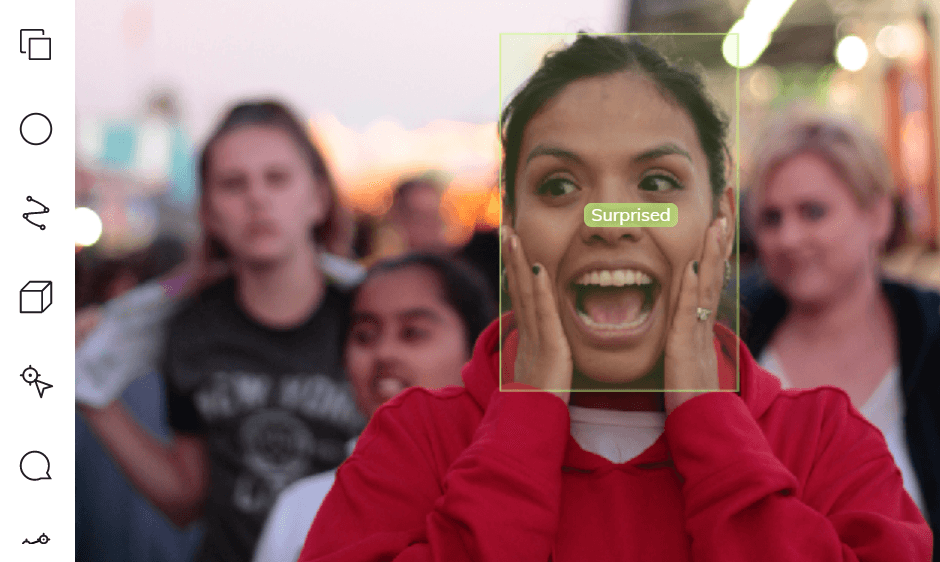 Emotion recognition of a surprised young woman using bounding boxes