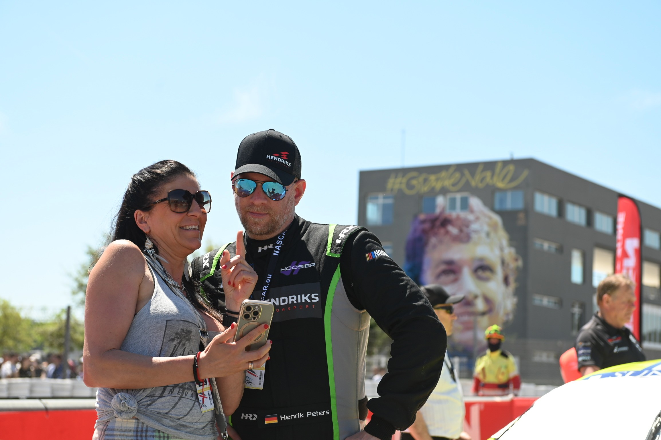 Henrik Peters and Melanie at the race track