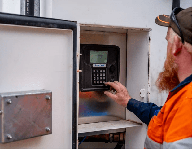 Inland Petroleum fuels using the SmartFill OPT payment terminal to manage their vehicles and transactions