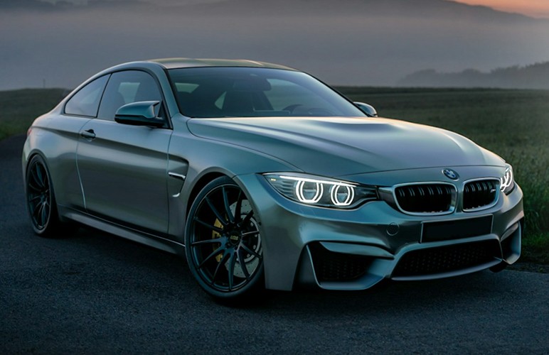 black jeep wrangler on road during daytime