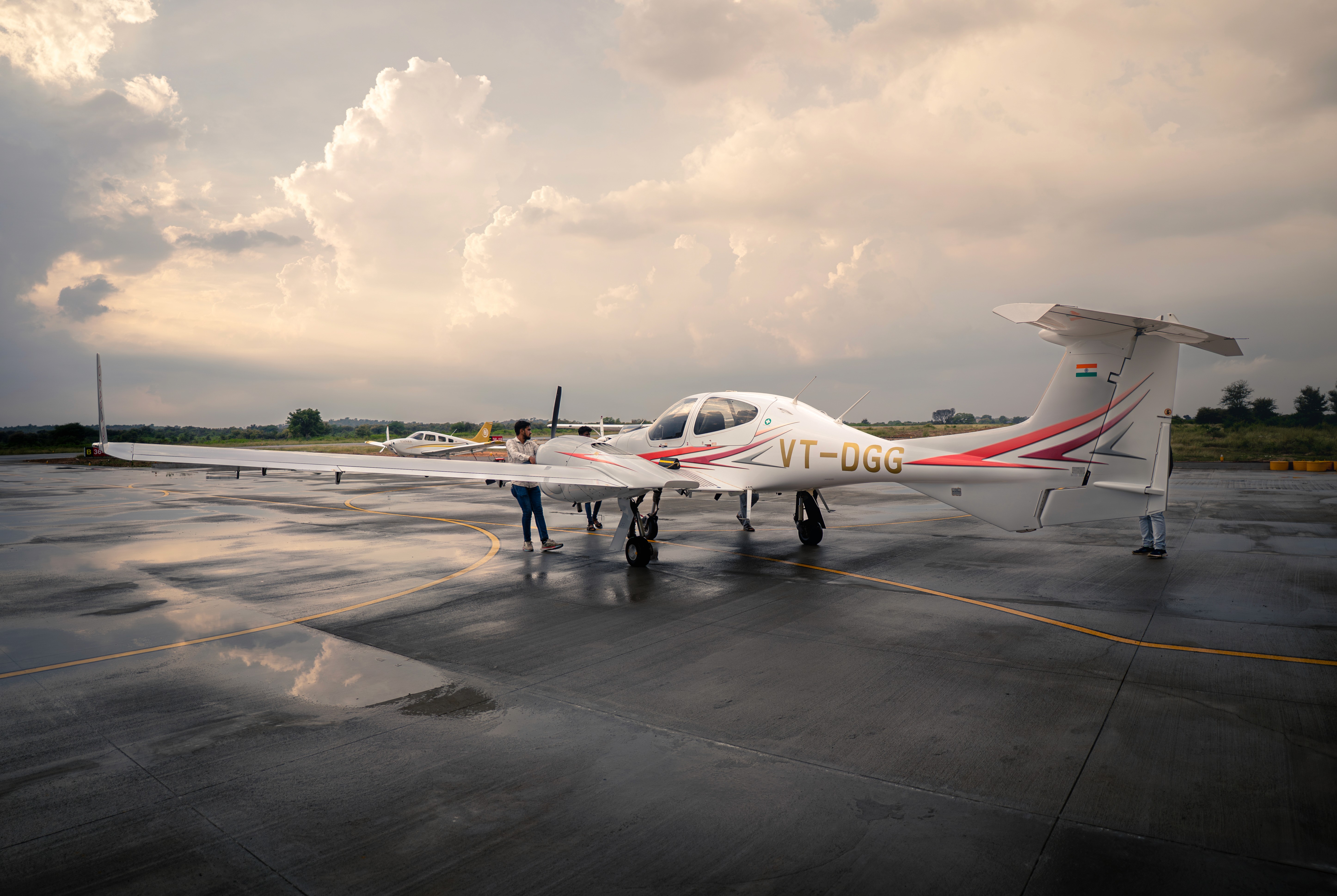 man wearing brown knit crew-neck sweater