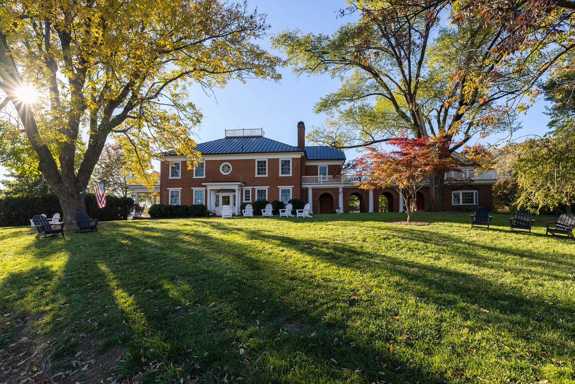 Experience the allure of Chiswell Farm & Winery, a captivating destination in the heart of Virginia wine country. Located in scenic Greenwood, this historic Jeffersonian estate offers award-winning wines and memorable experiences for wine enthusiasts and families alike.