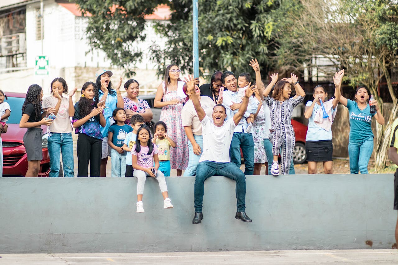 Volunteers helping the community